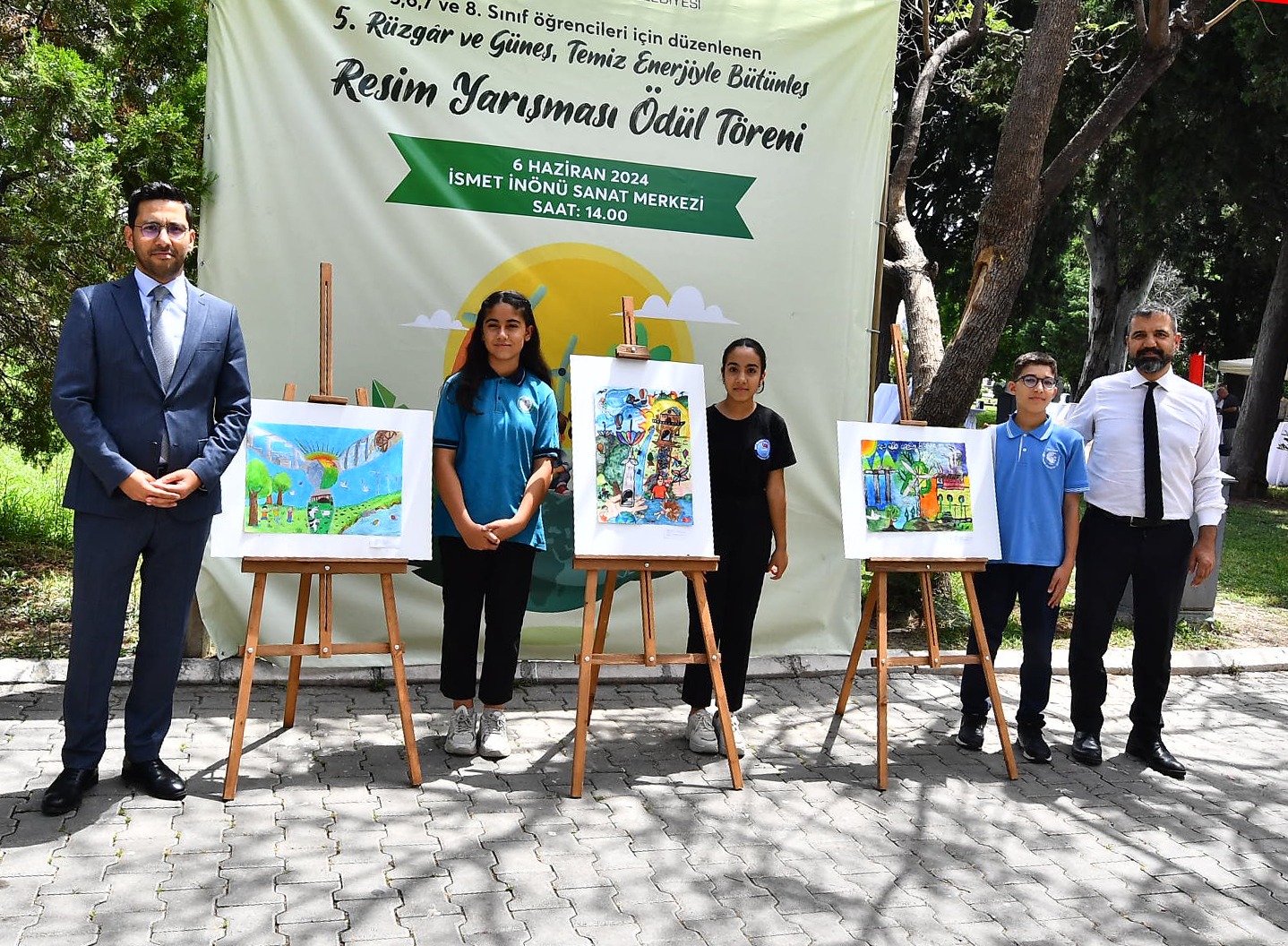 Çocuklar temiz enerjiyi resmetti