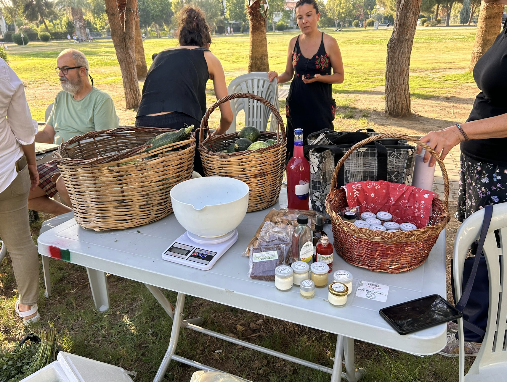 Karşıyaka Belediyesi’nden bir yerel üretici pazarı daha