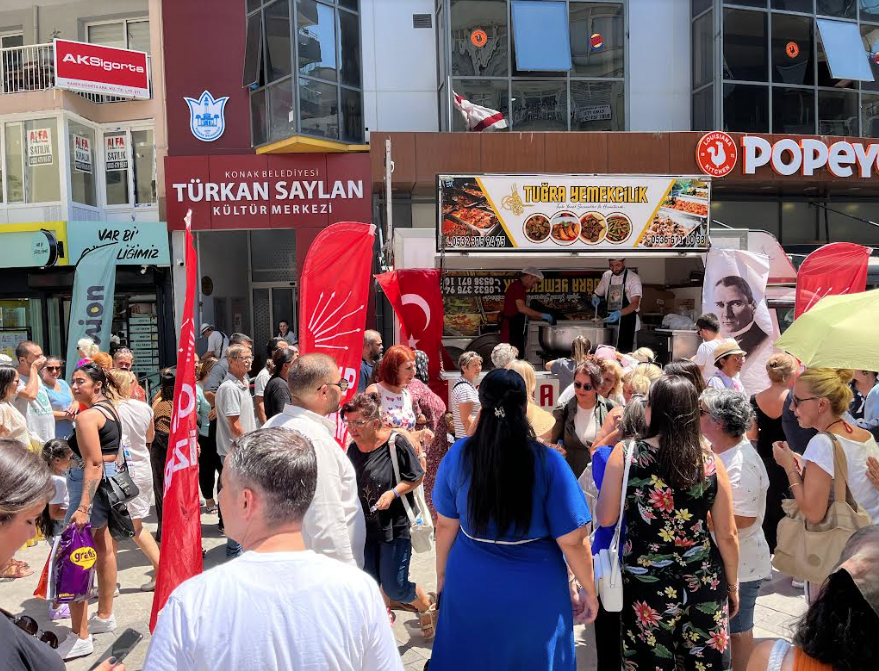 CHP İzmir'den aşure günü: 7 gün boyunca dağıtılacak