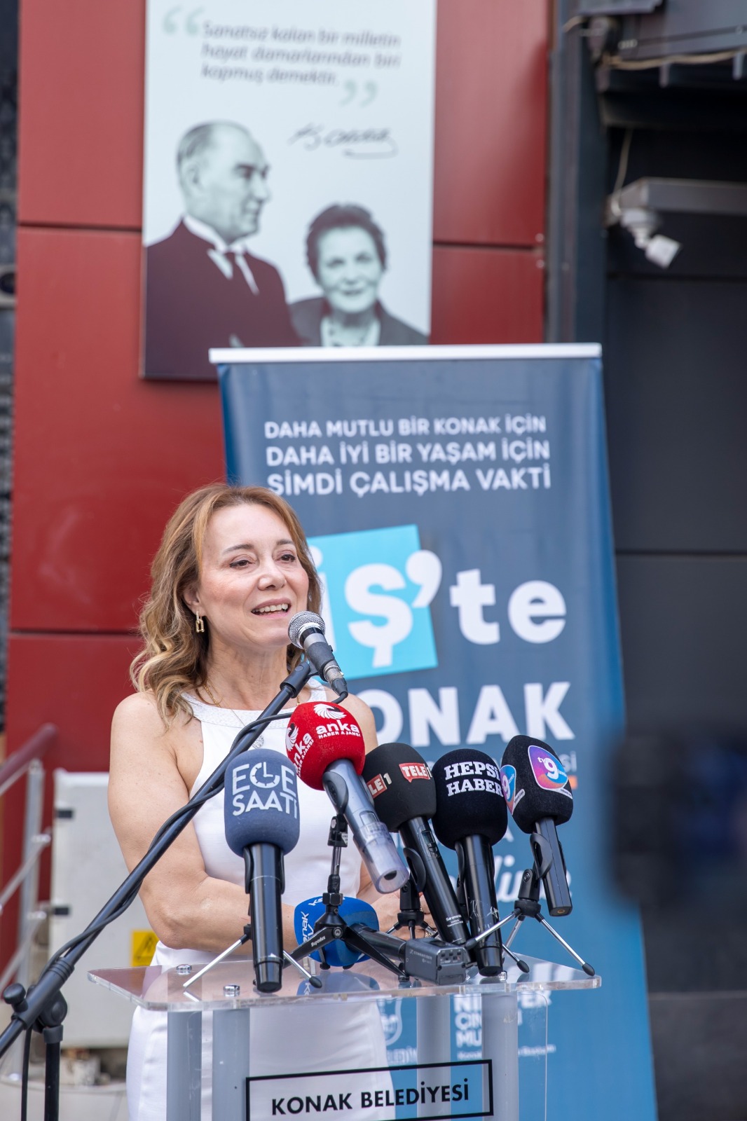 Konak’tan istihdam köprüsü: ‘İş’te Konak’ kapılarını açtı