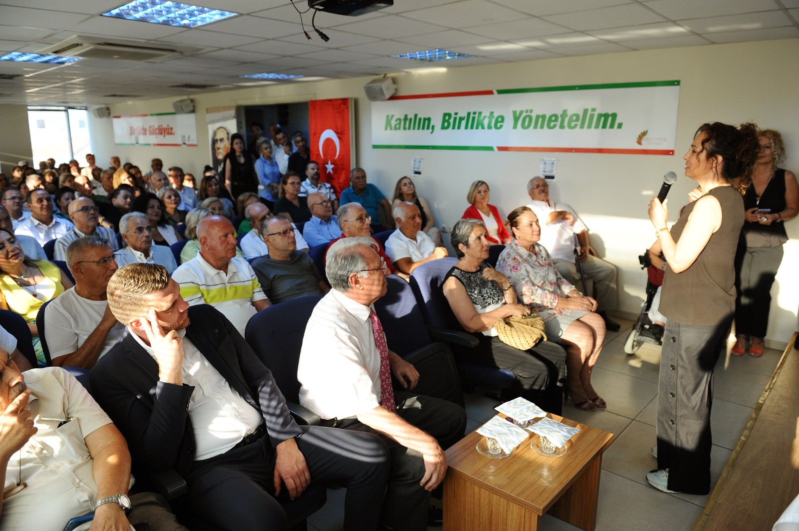 Karşıyaka Kent Konseyi’ne kadın eli değecek