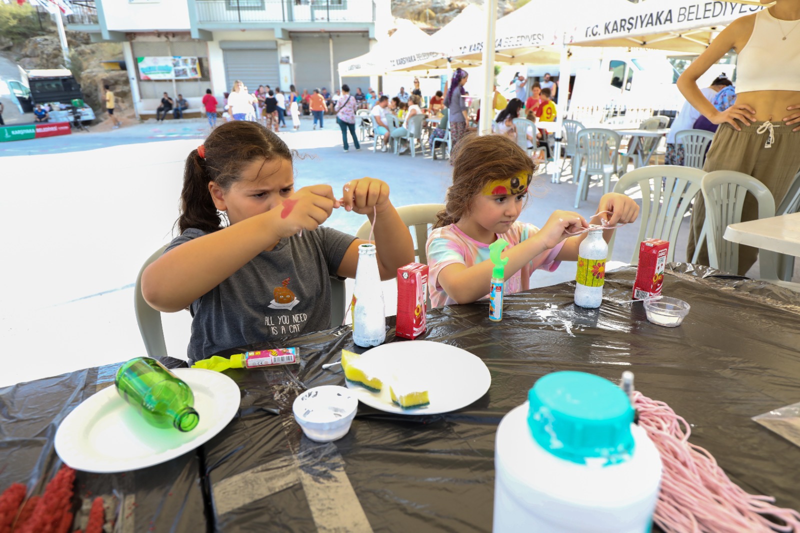 Yangın yerinde umutlar yeniden yeşeriyor