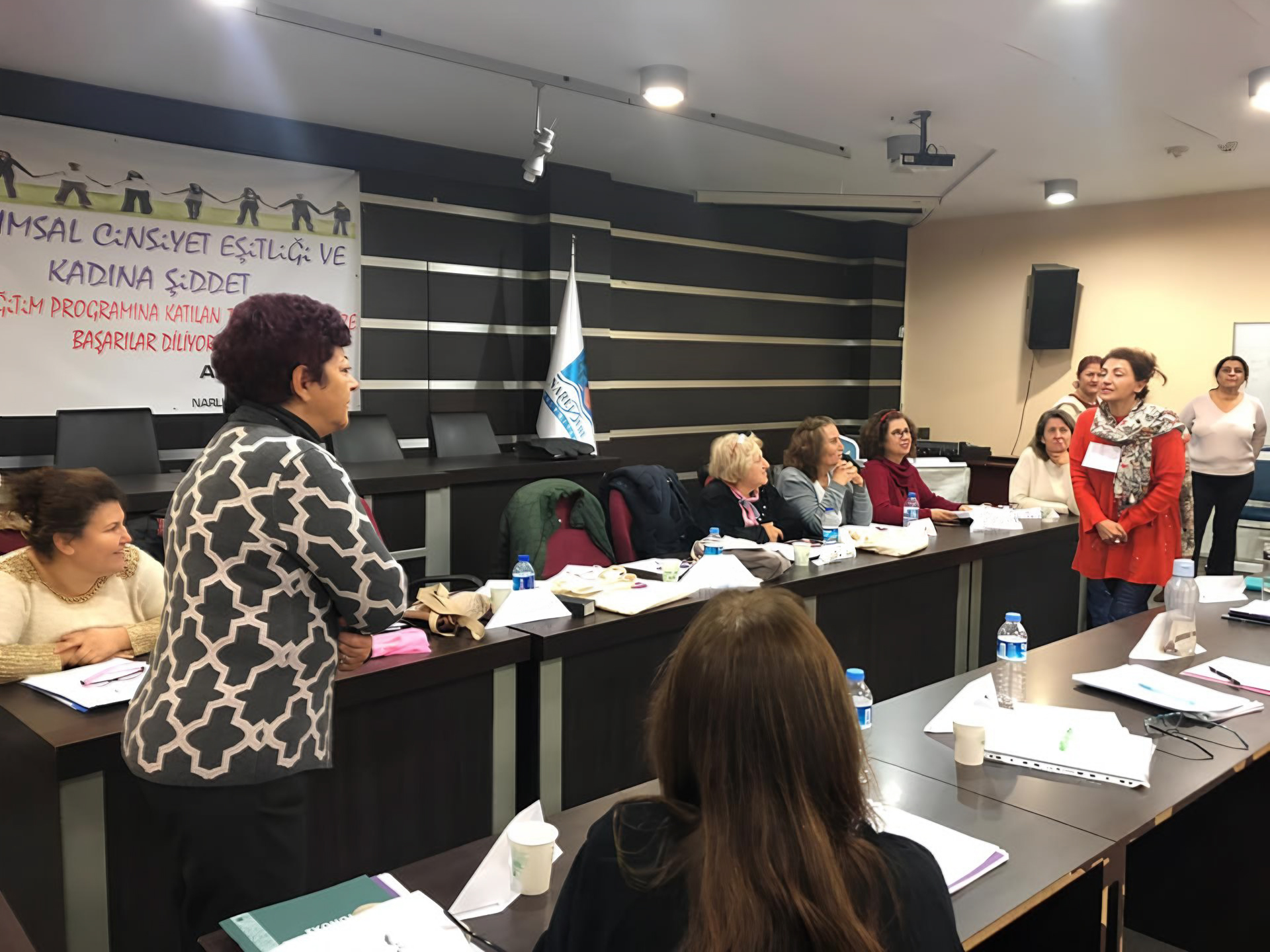 NARLIDERE BELEDİYESİ’NDEN KADIN HAKLARI İÇİN KAPSAMLI EĞİTİM PROGRAMI