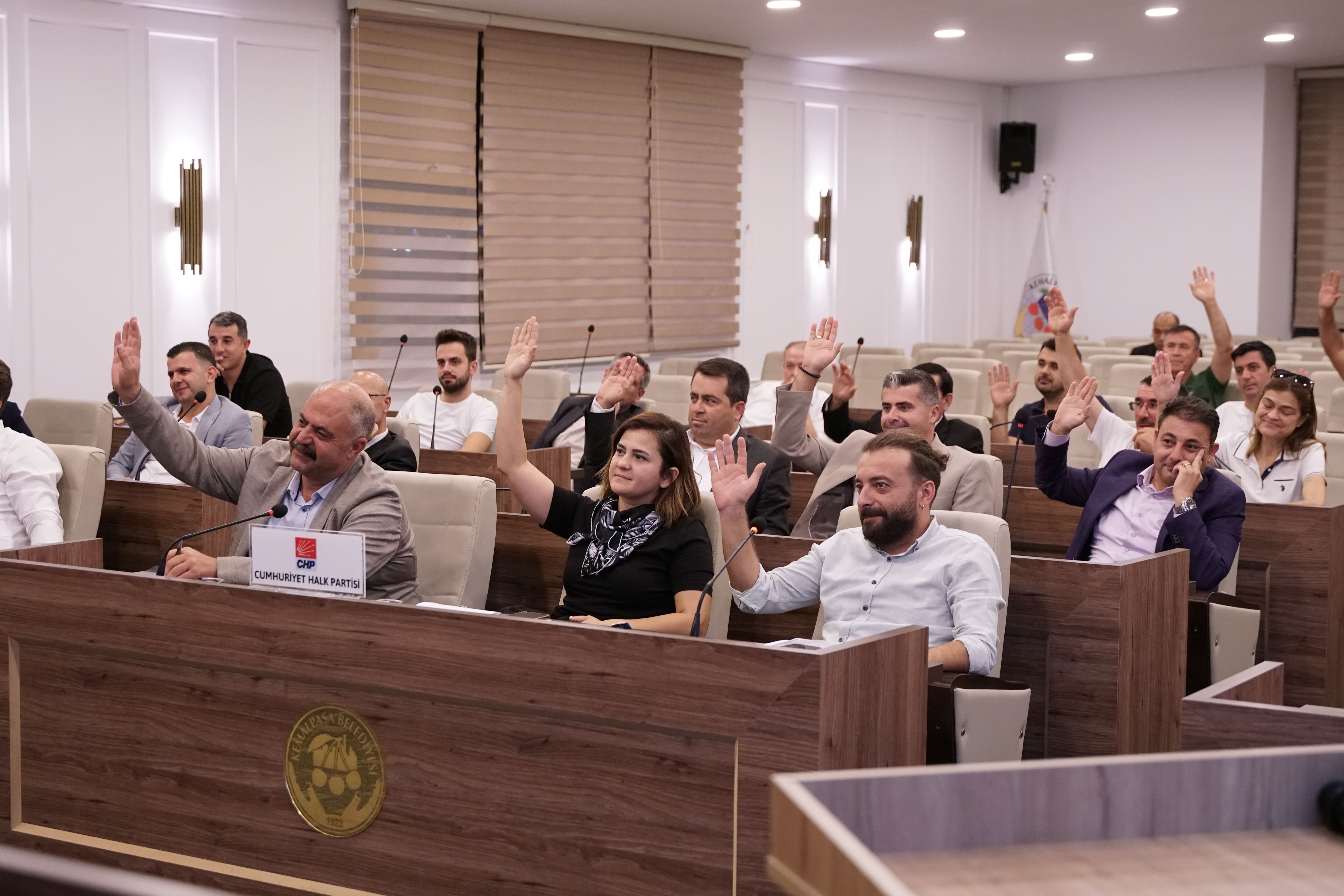 KEMALPAŞA BELEDİYESİ 2025 YILI MALİ BÜTÇESİ KABUL EDİLDİ