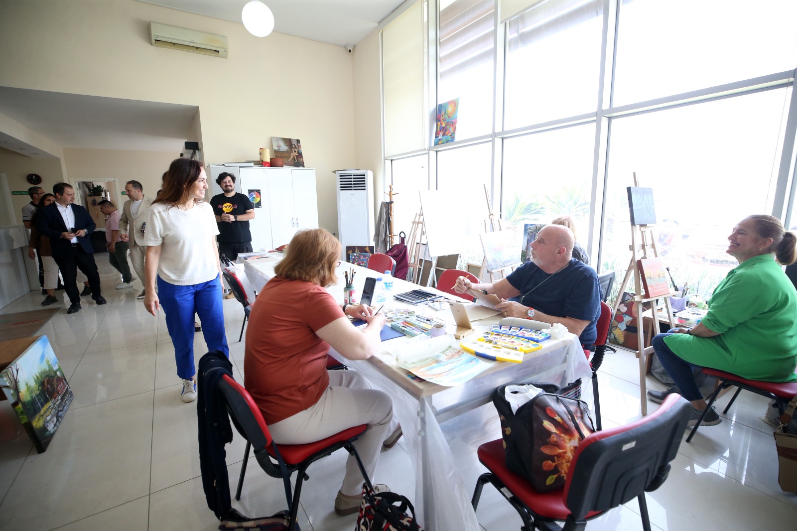 Karşıyaka’nın çınarları üniversite sıralarında