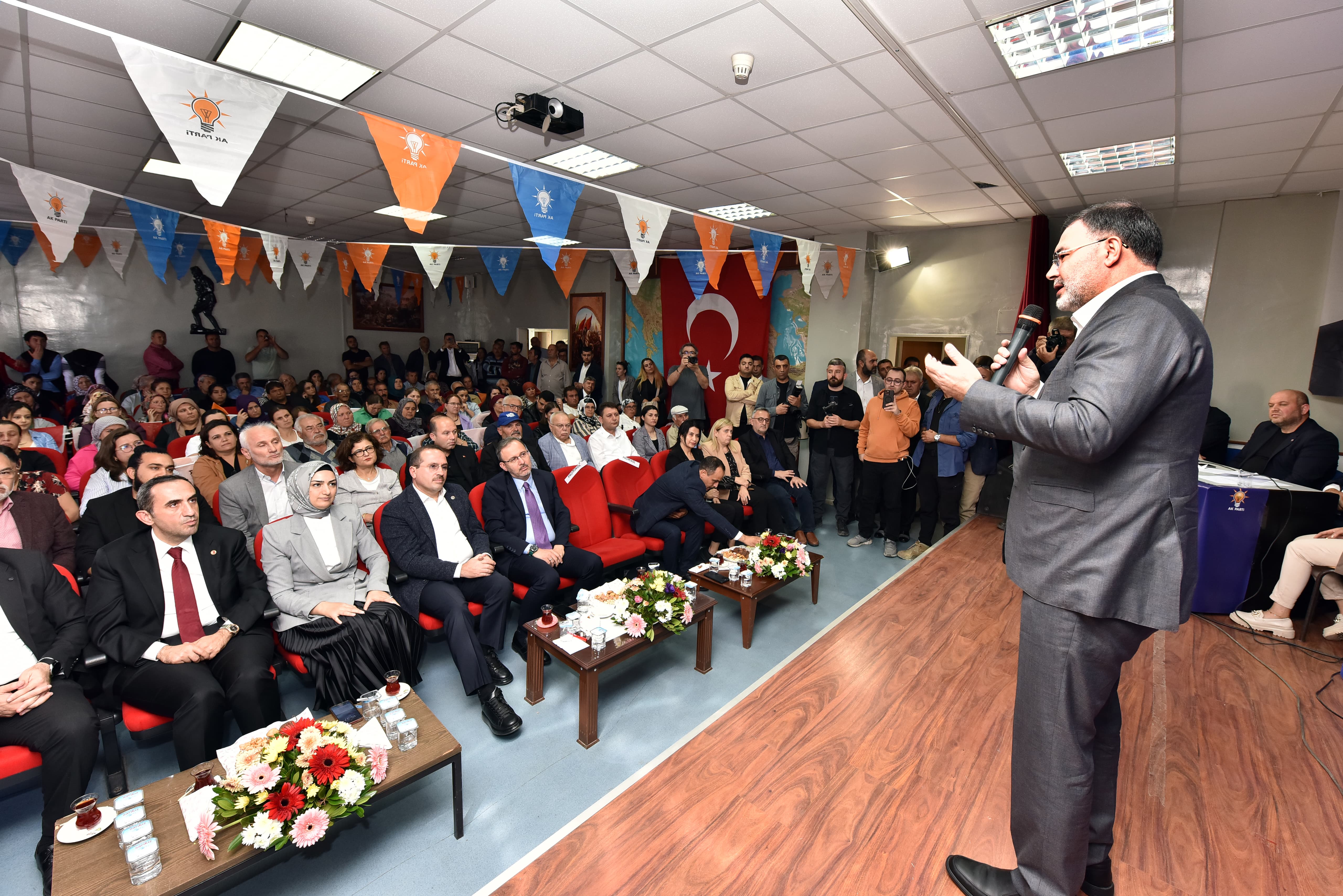 AK Parti İzmir'den Beydağ Kongresi’nde önemli mesajlar