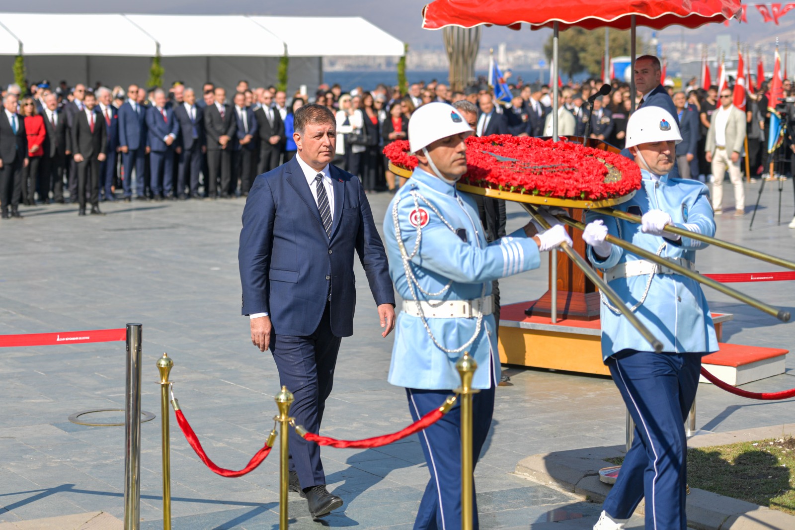 İzmir’de Cumhuriyet Bayramı törenleri başladı