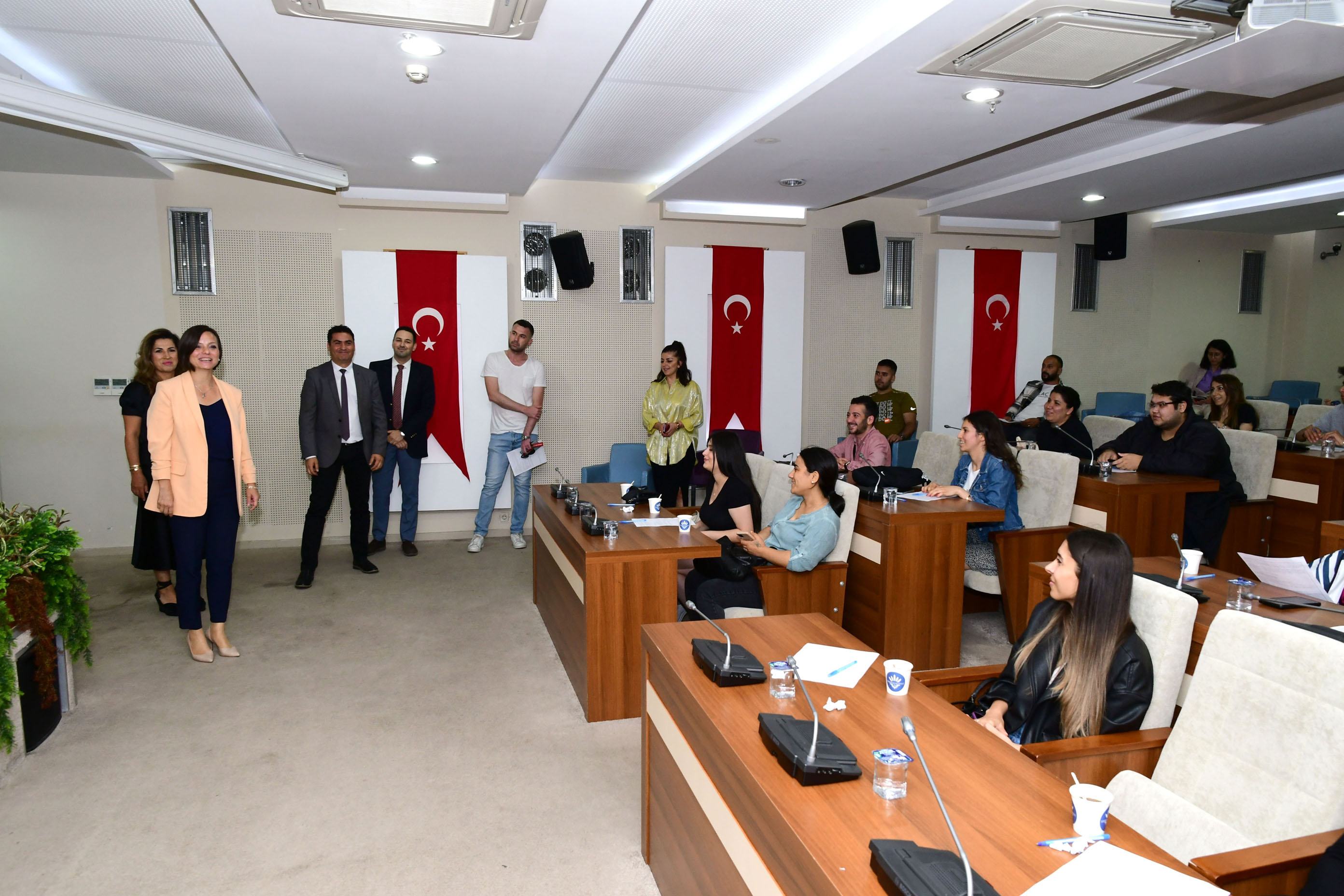 Karabağlar Belediyesi Bölgesel İstihdam Ofisi sayesinde 600 kişi iş buldu