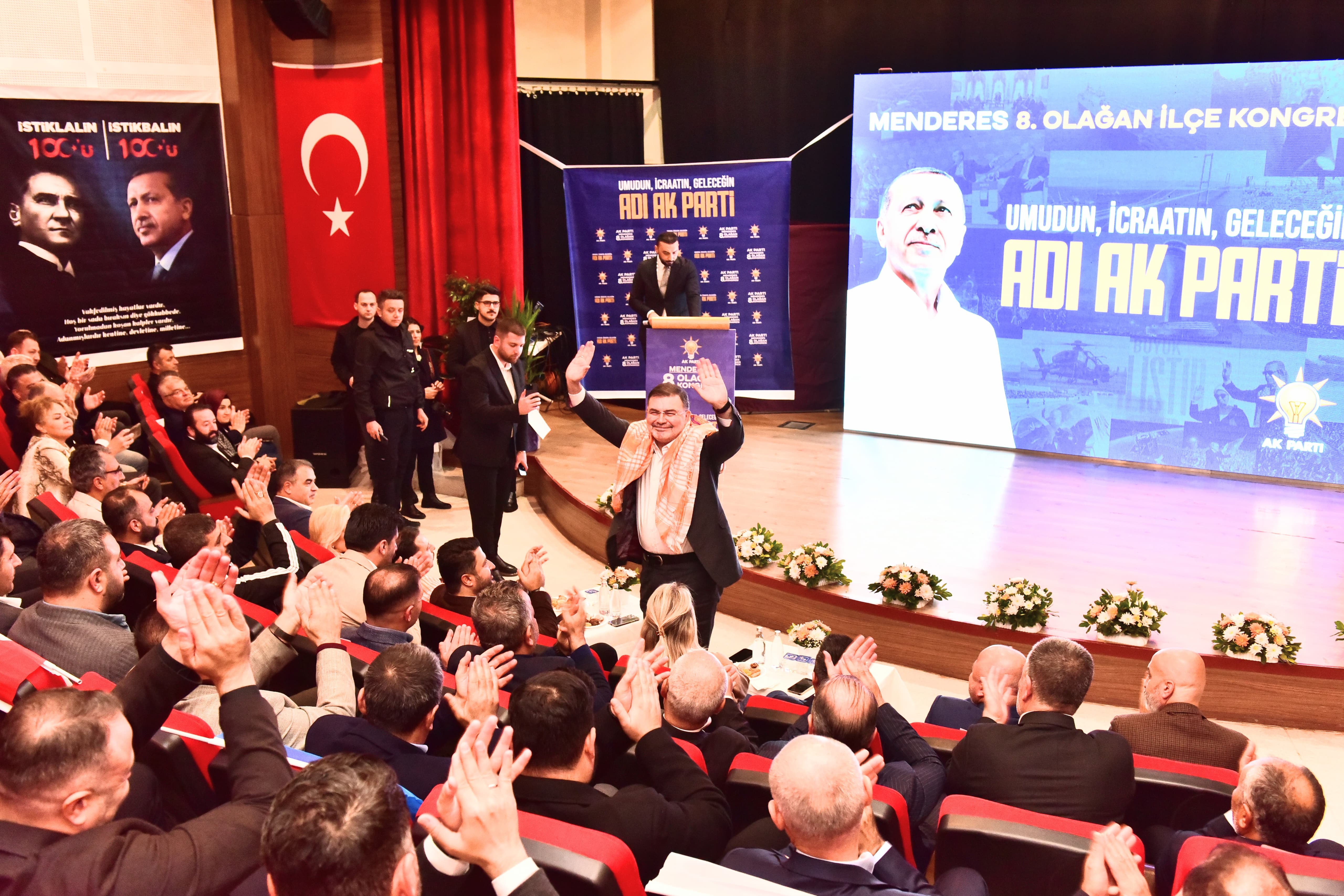 AK Parti Menderes Kongresi'nde, AK Parti İzmir'den art arda salvolar!