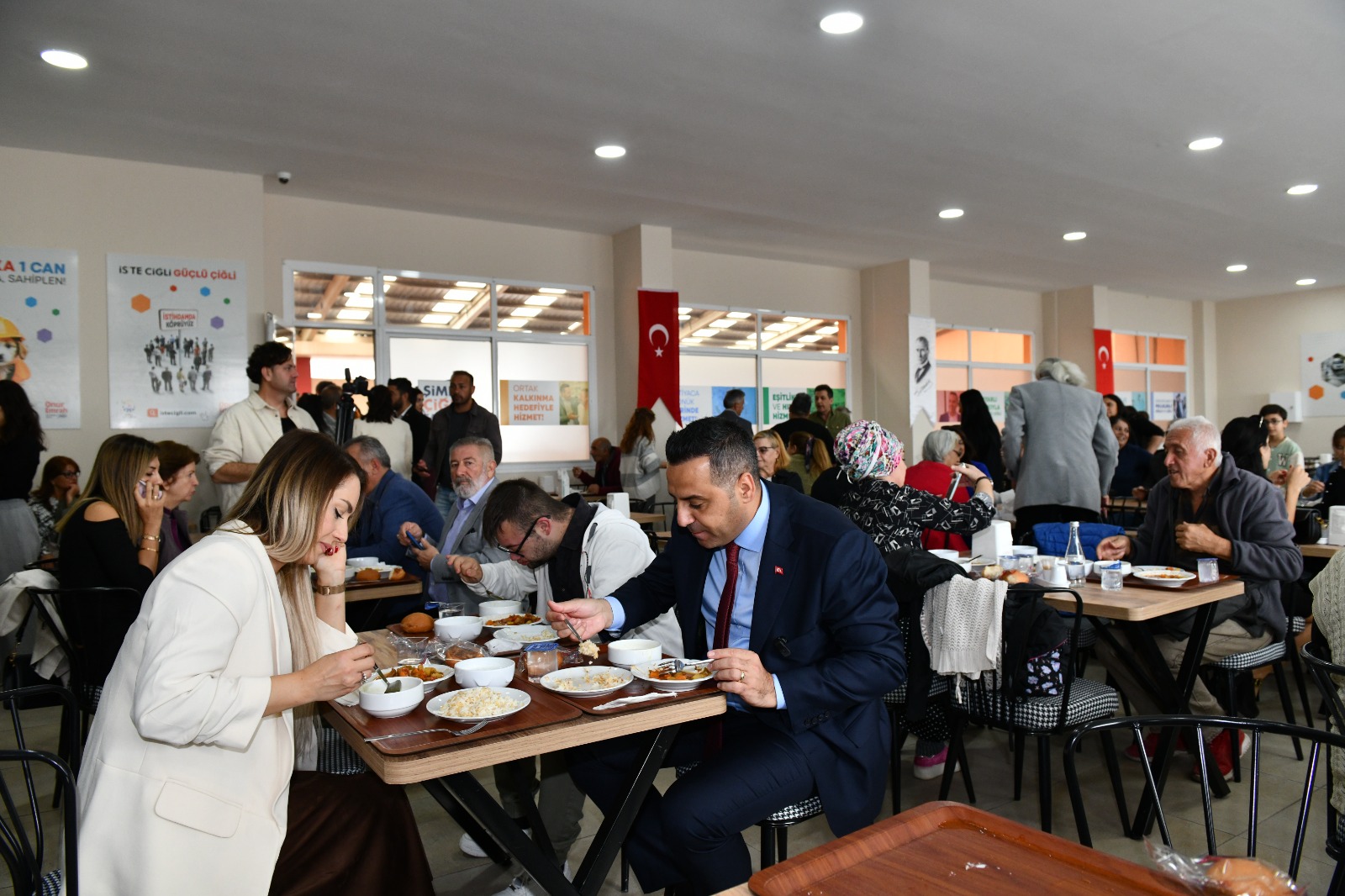 Çiğli Belediyesi'nden Daha Yaşanabilir Bir Kent İçin Yoğun Mesai