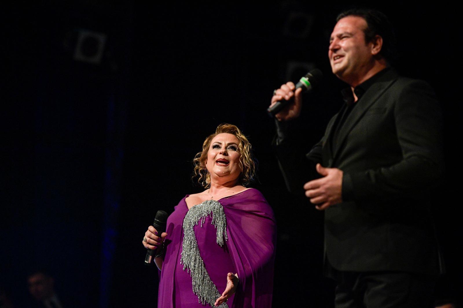 Tugay: Yaşasın Türkiye, yaşasın Balıkesir, yaşasın İzmir 