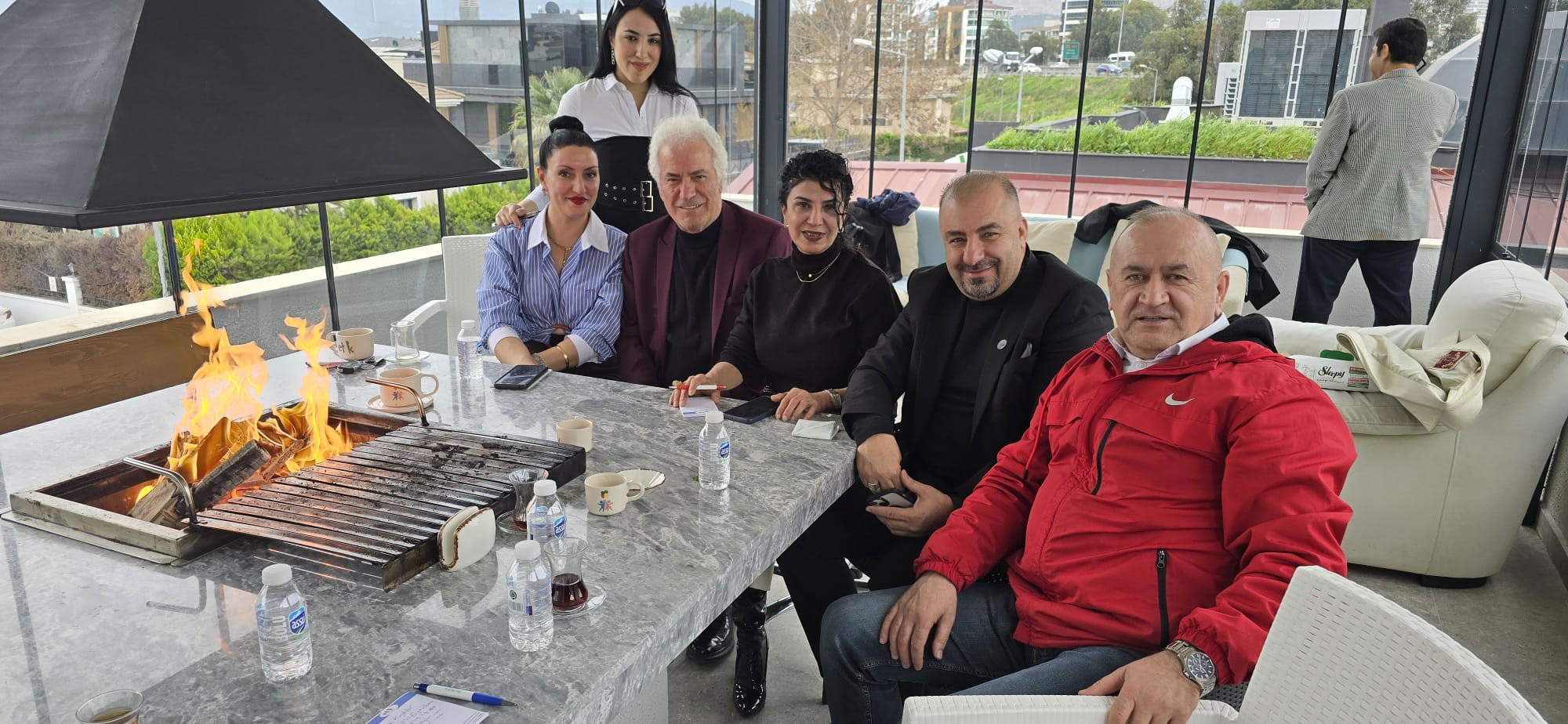 Çocukların severek gittiği doktorlar, ETİK çocuk cerrahi kliniğinde