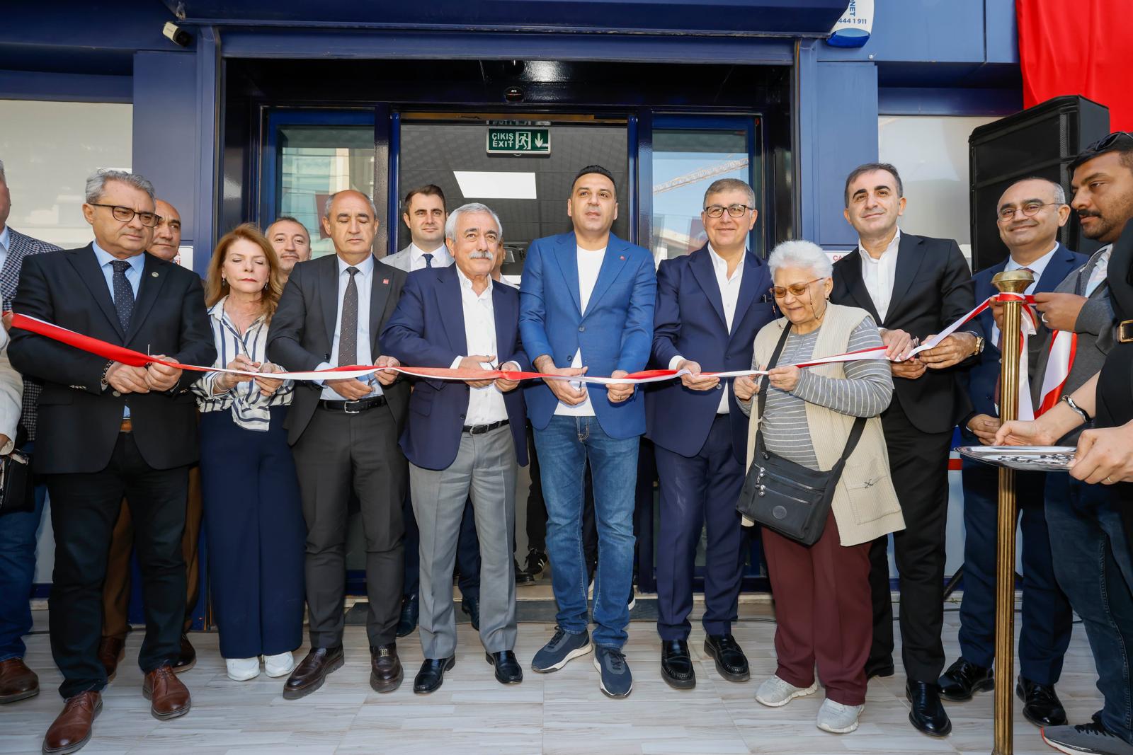 Başkan Tugay, ikinci İZMAR şubesini Menemen Ulukent'te açtı