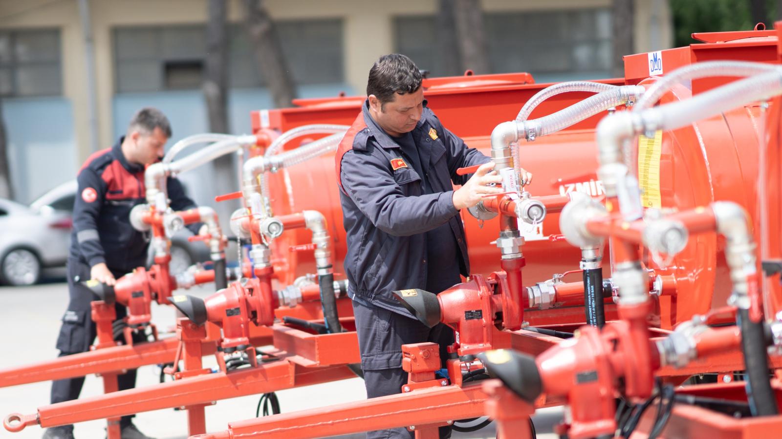 İzmir’in orman köylerinde yangınla mücadele filosu büyüyor