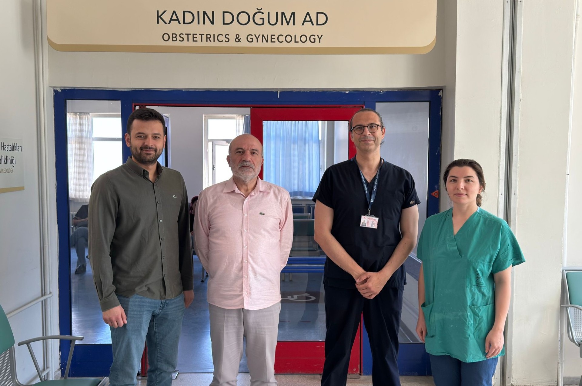 DEÜ’DEN KADIN SAĞLIĞINDA ÖNEMLİ BAŞARI: 15 KİLOLUK DEV YUMURTALIK KİSTİ BAŞARIYLA ÇIKARILDI