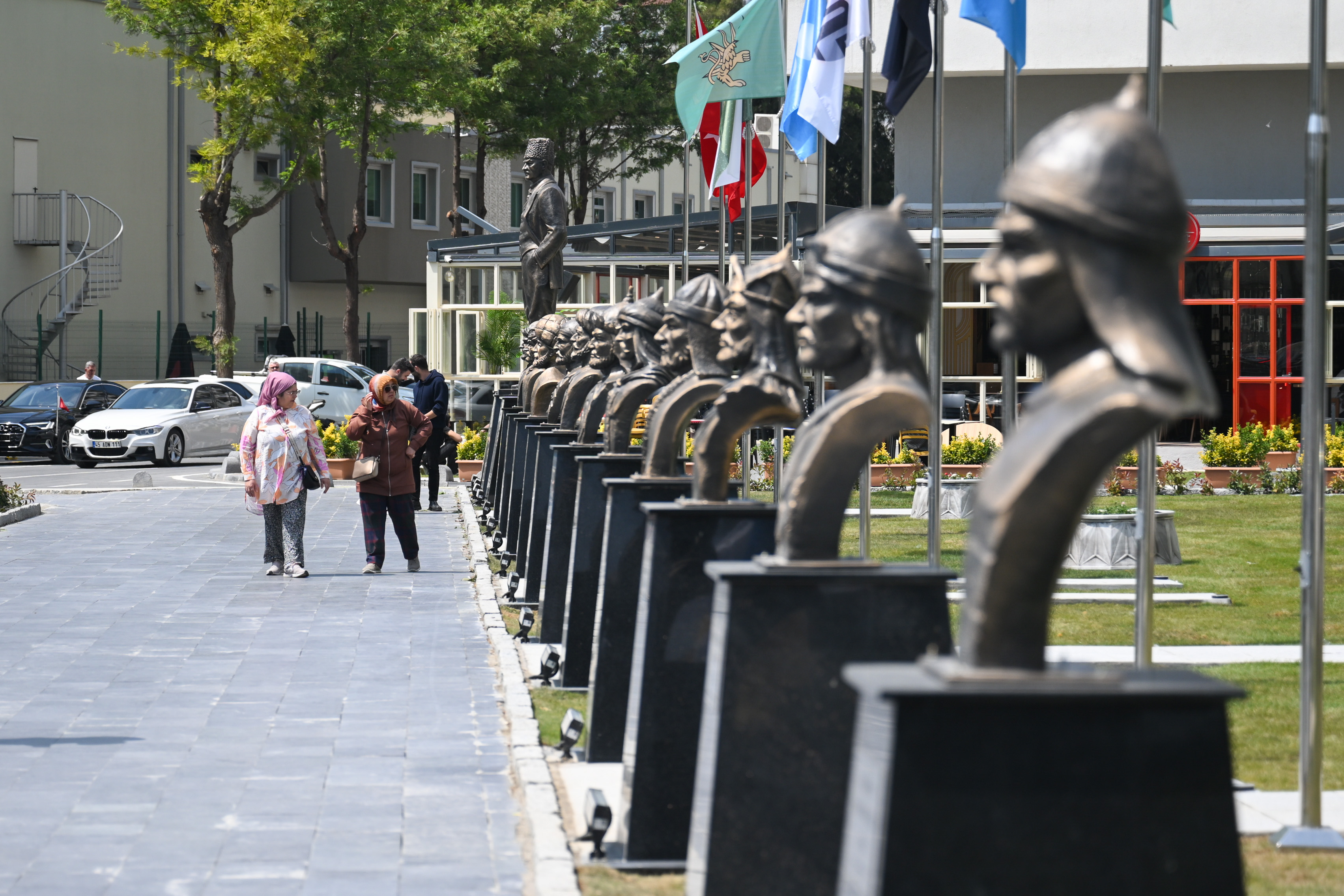 Bornova’da tarihe saygı, özgürlüğe vurgu
