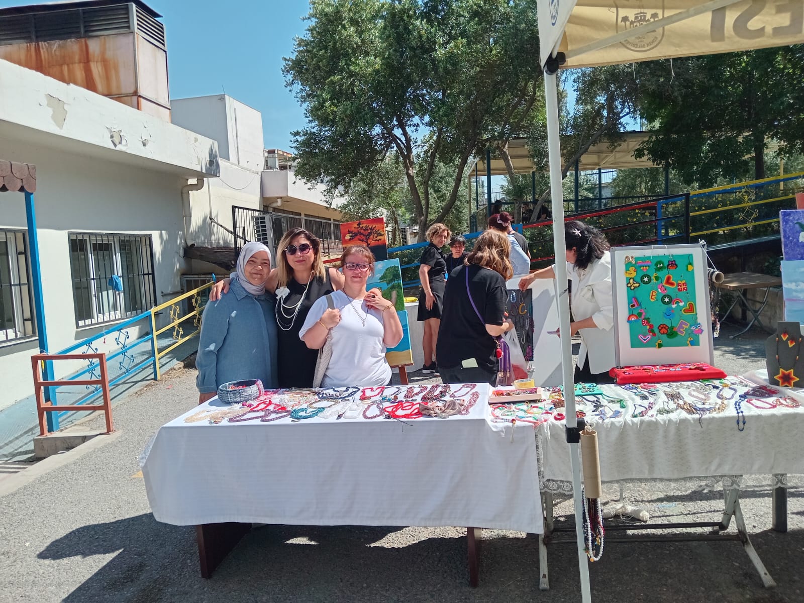 Konak'ta Engelliler Haftası'na engelsiz kutlama