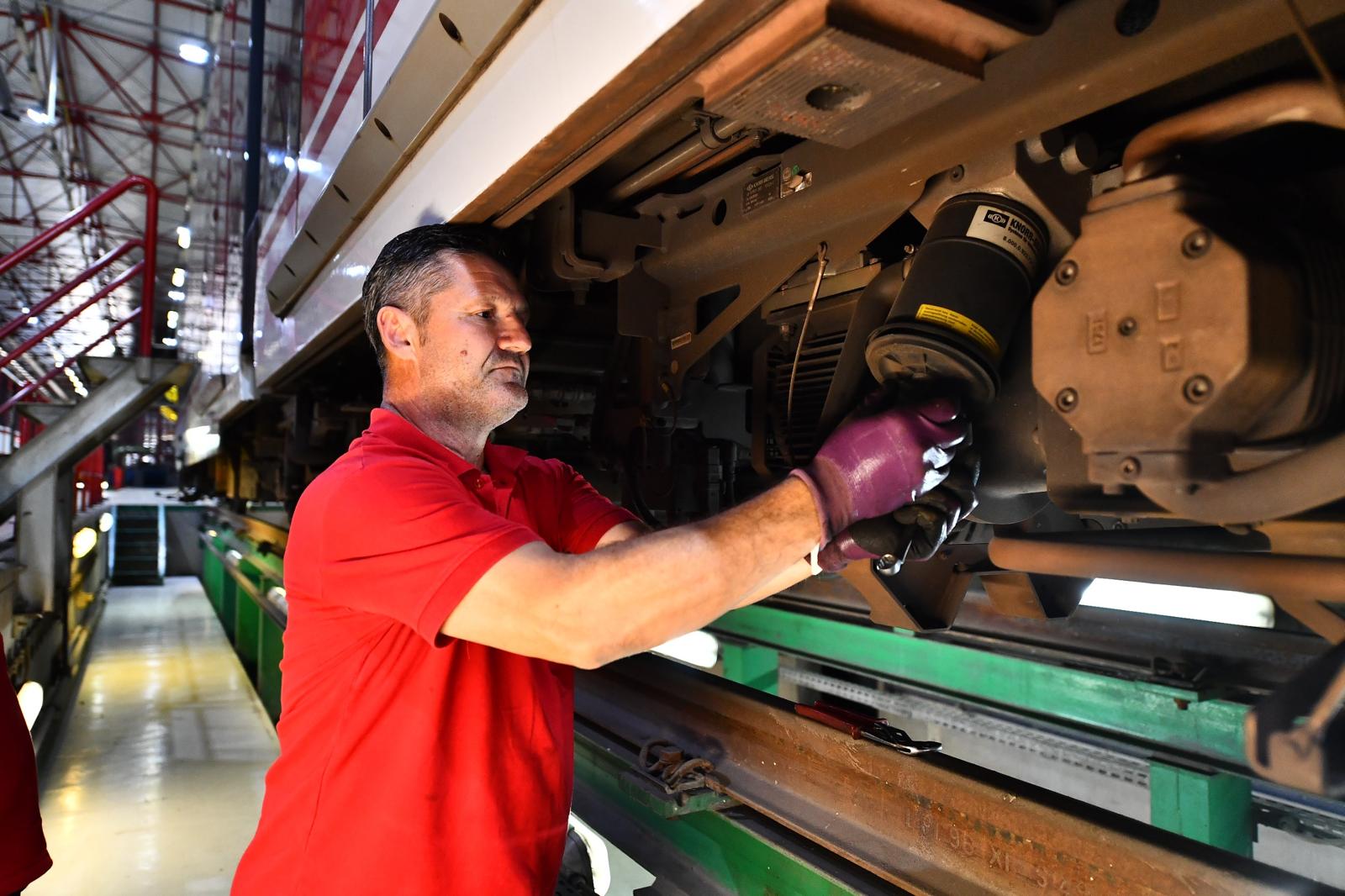 İzmir Metrosu çalışanlarının gurur yılı