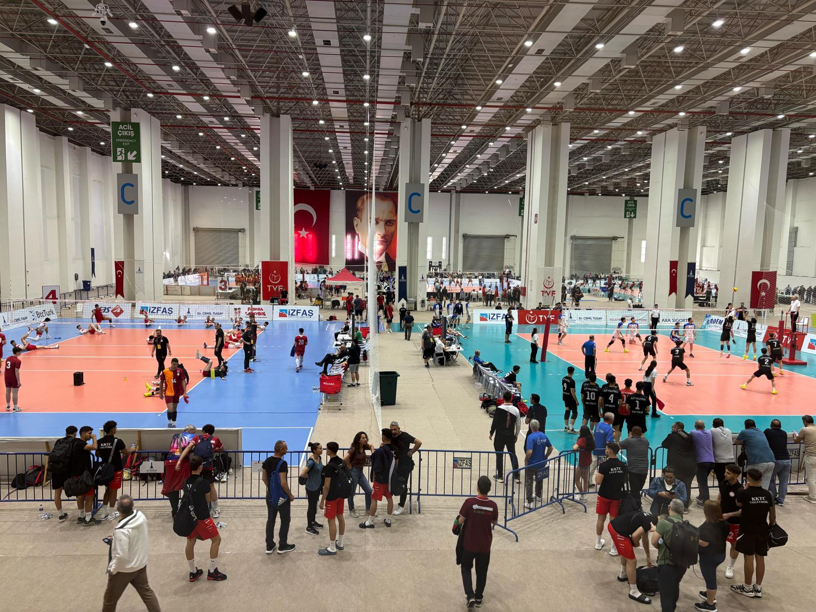 Festival Voleybol heyecanı Fuar İzmir’de sürüyor