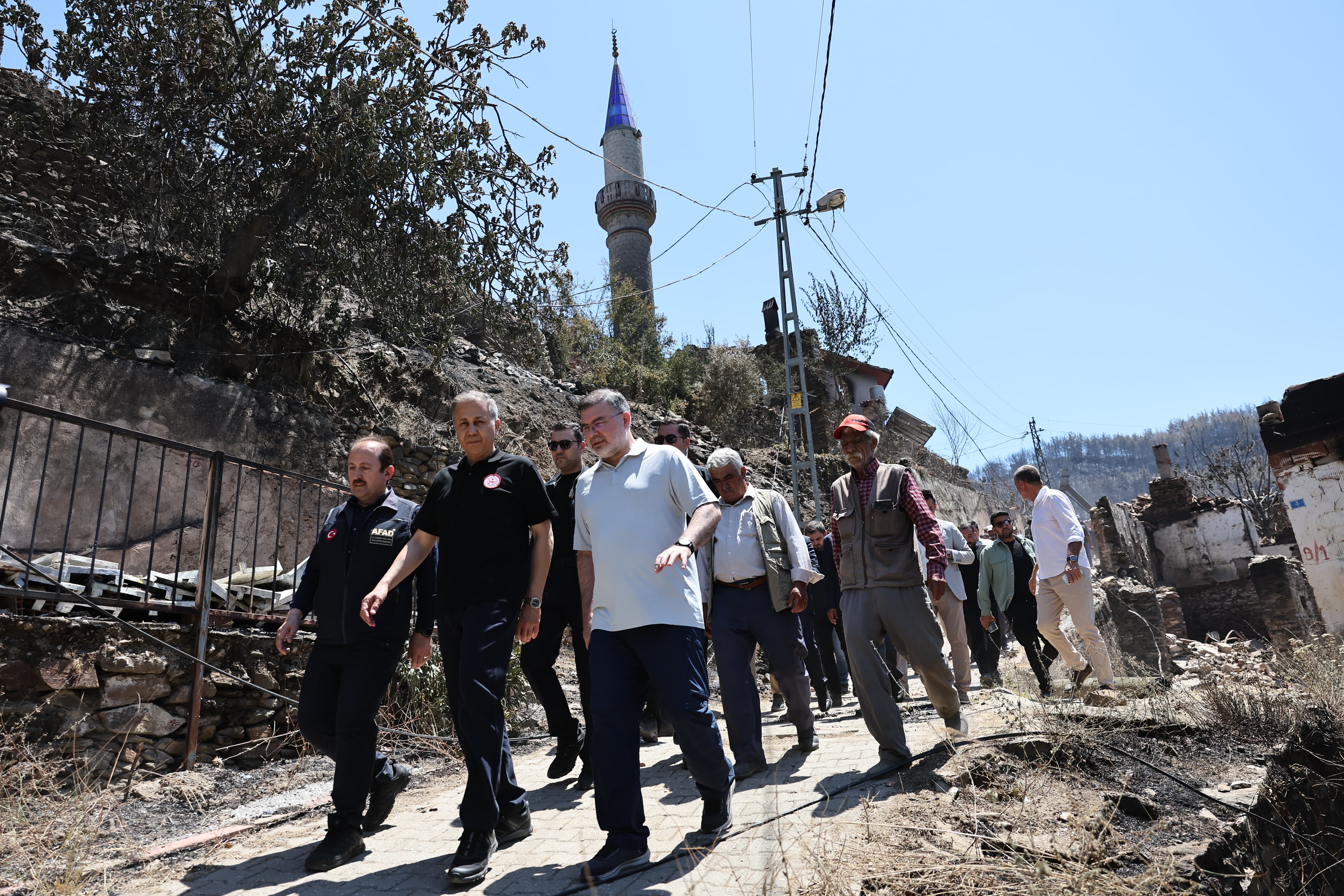 AK Parti İzmir İl Başkanı Saygılı: “Cumhurbaşkanımız İzmir’i anbean takip ediyor, kimse mağdur edilmeyecek”