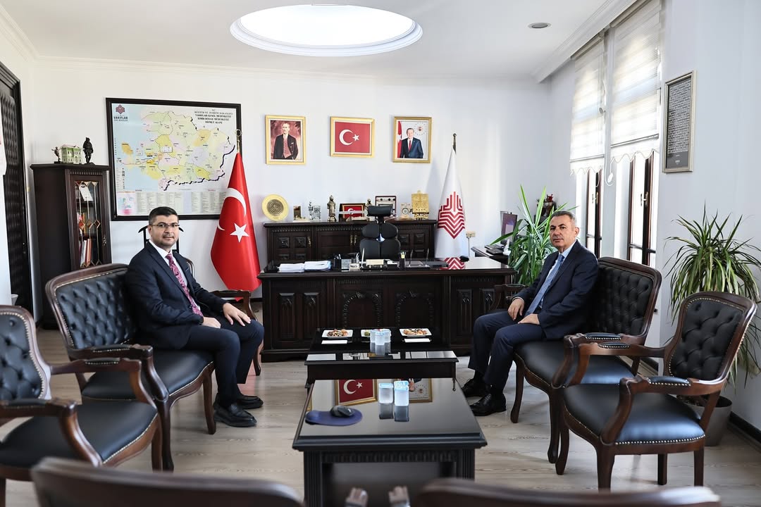 Vali Elban’dan Vakıflar Bölge Müdürlüğü’ne Ziyaret: “Kadim mirası geleceğe taşıyoruz”