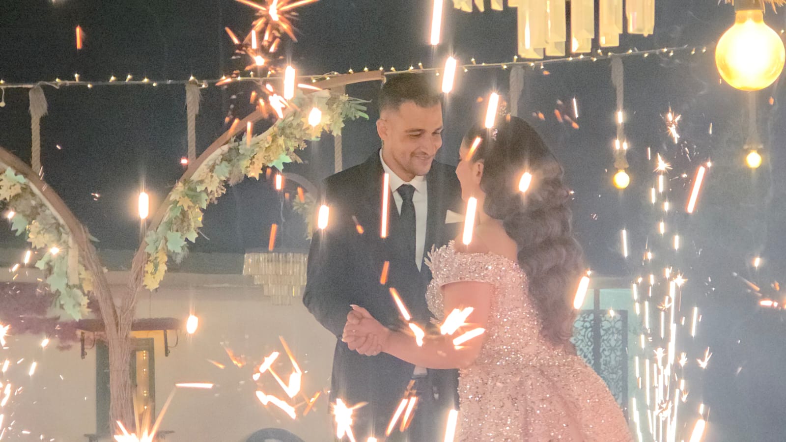 Rüya Gibi Düğün! Ebru & Ferhat Dünyaevine Girdi