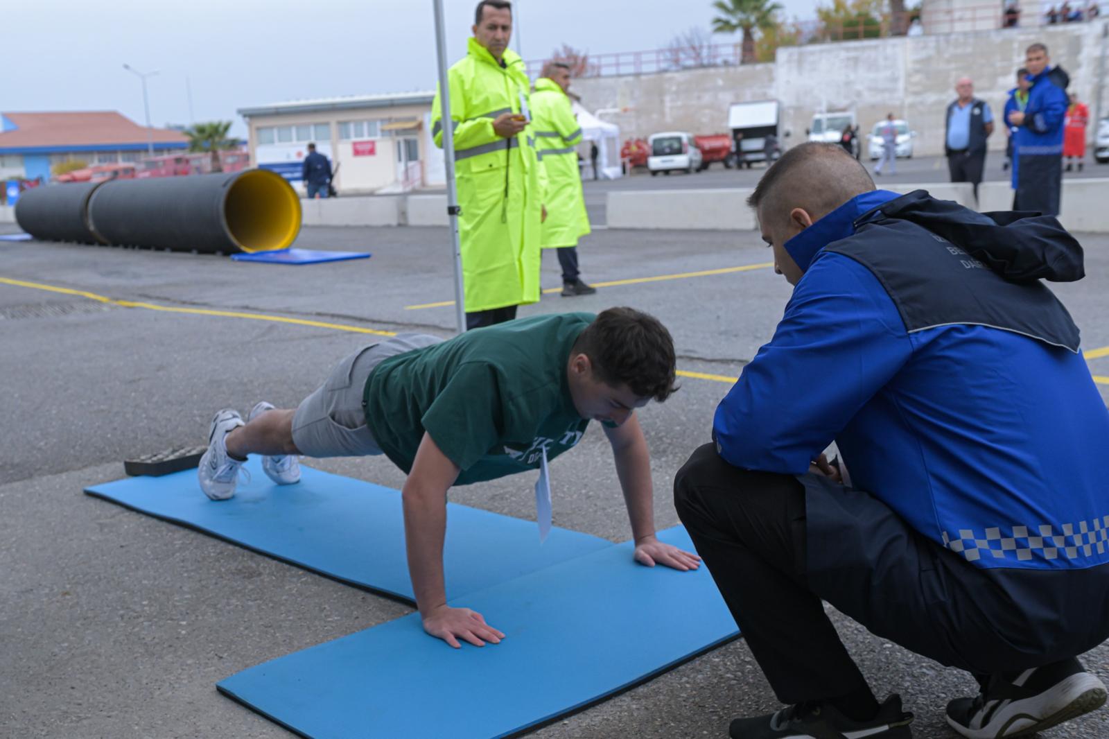 İzmir Zabıtası 50 yeni memur ile güçleniyor