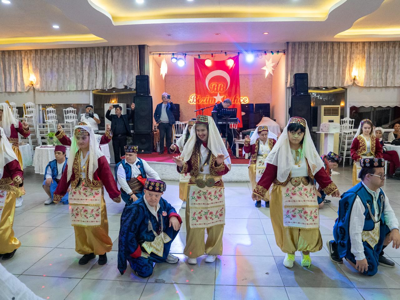 Mine Kapı yazdı...