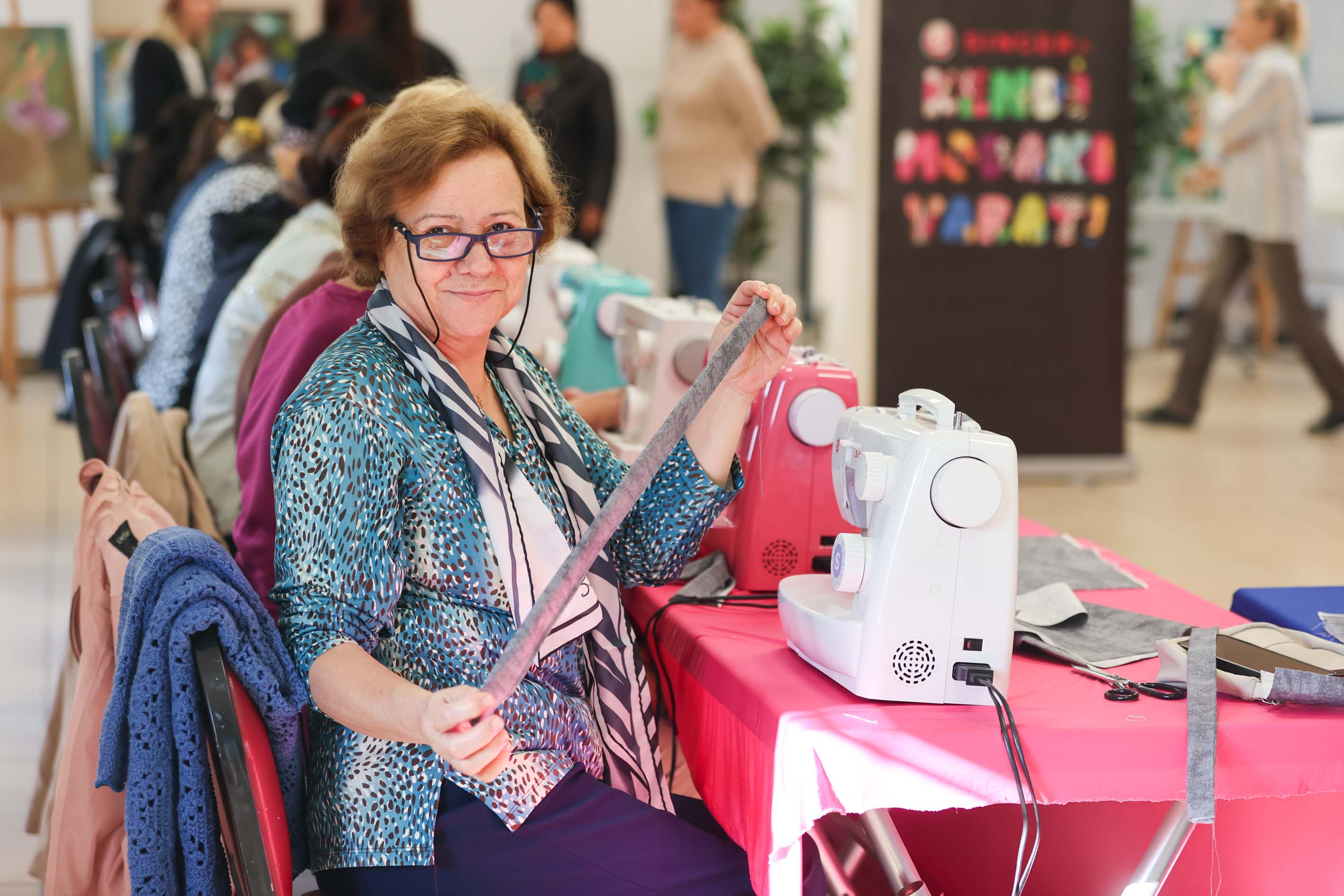 BUCALI KADINLARIN EMEĞİ ÖĞRENCİLERE BURS OLDU