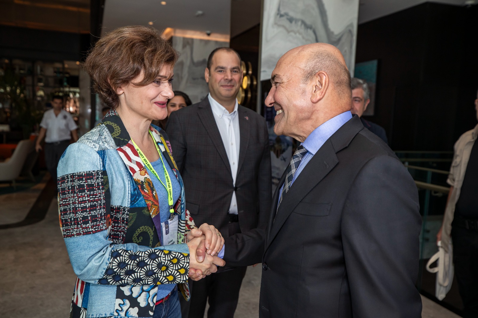 Soyer: “İzmir çeşitli renklerin, sayısız nefesin gücünü taşıyor”