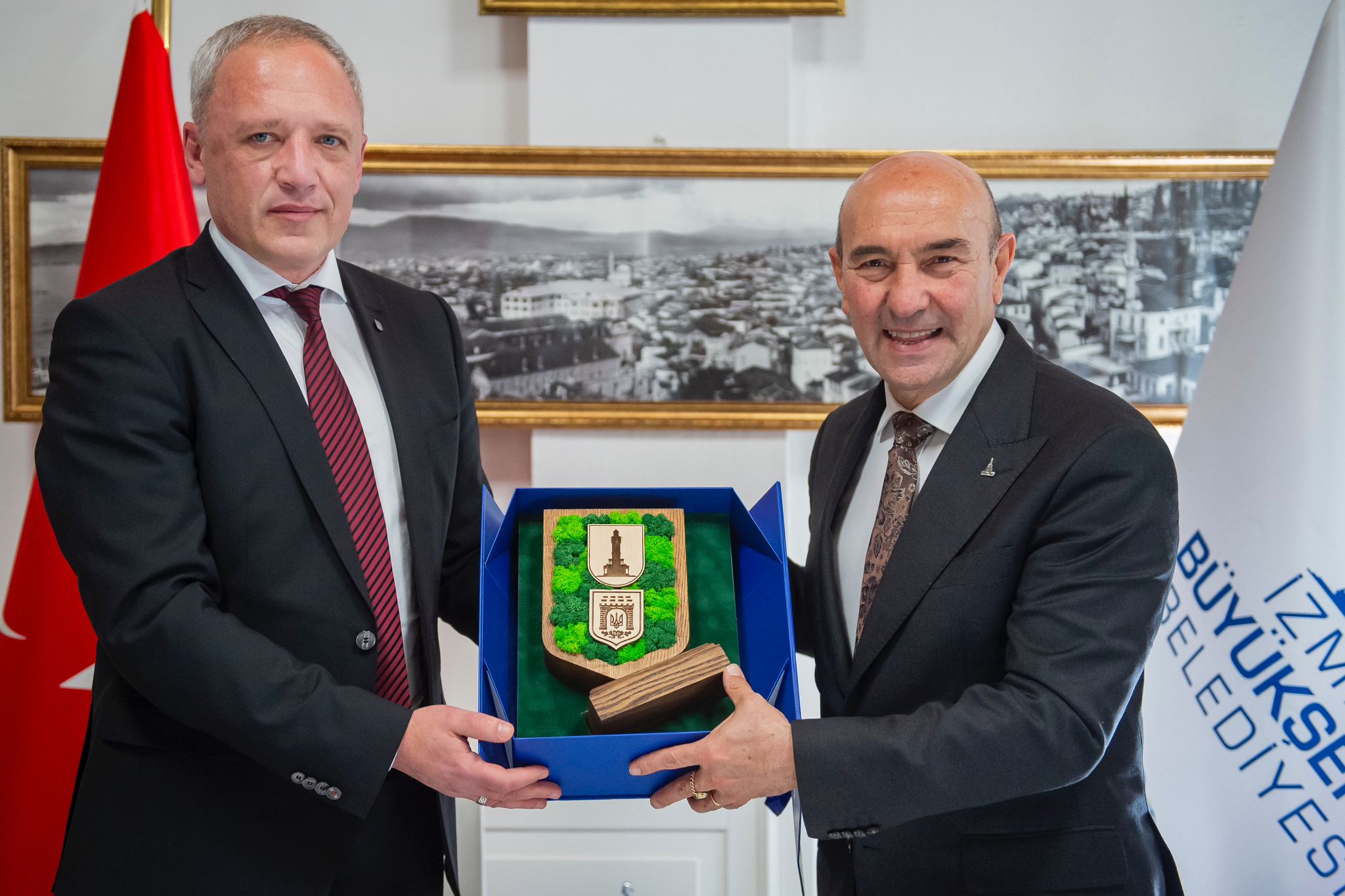 İzmir ile Çernivtsi arasında kardeşlik anlaşması