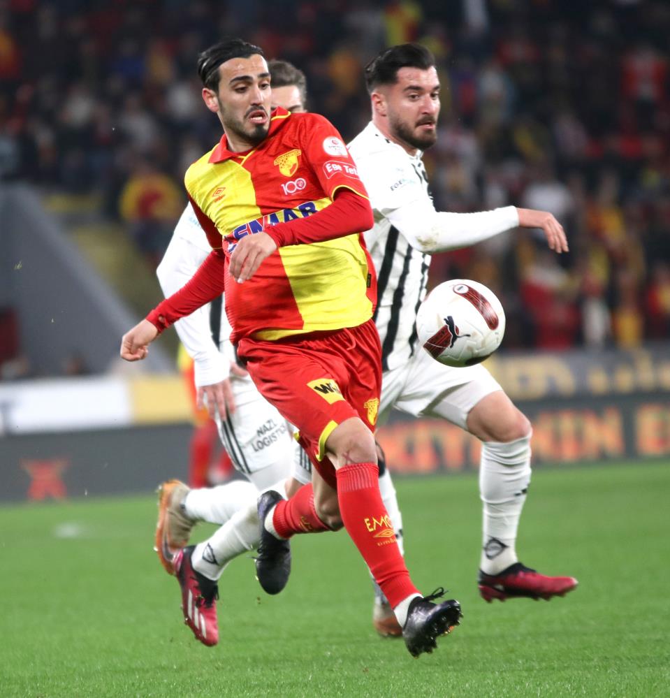 İzmir derbisinde gülen taraf Göztepe oldu