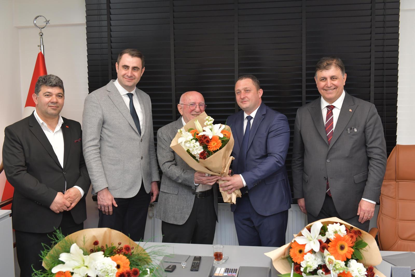 Cemil Tugay: Riskli binaların dönüşümünü belediye olarak biz yapacağız