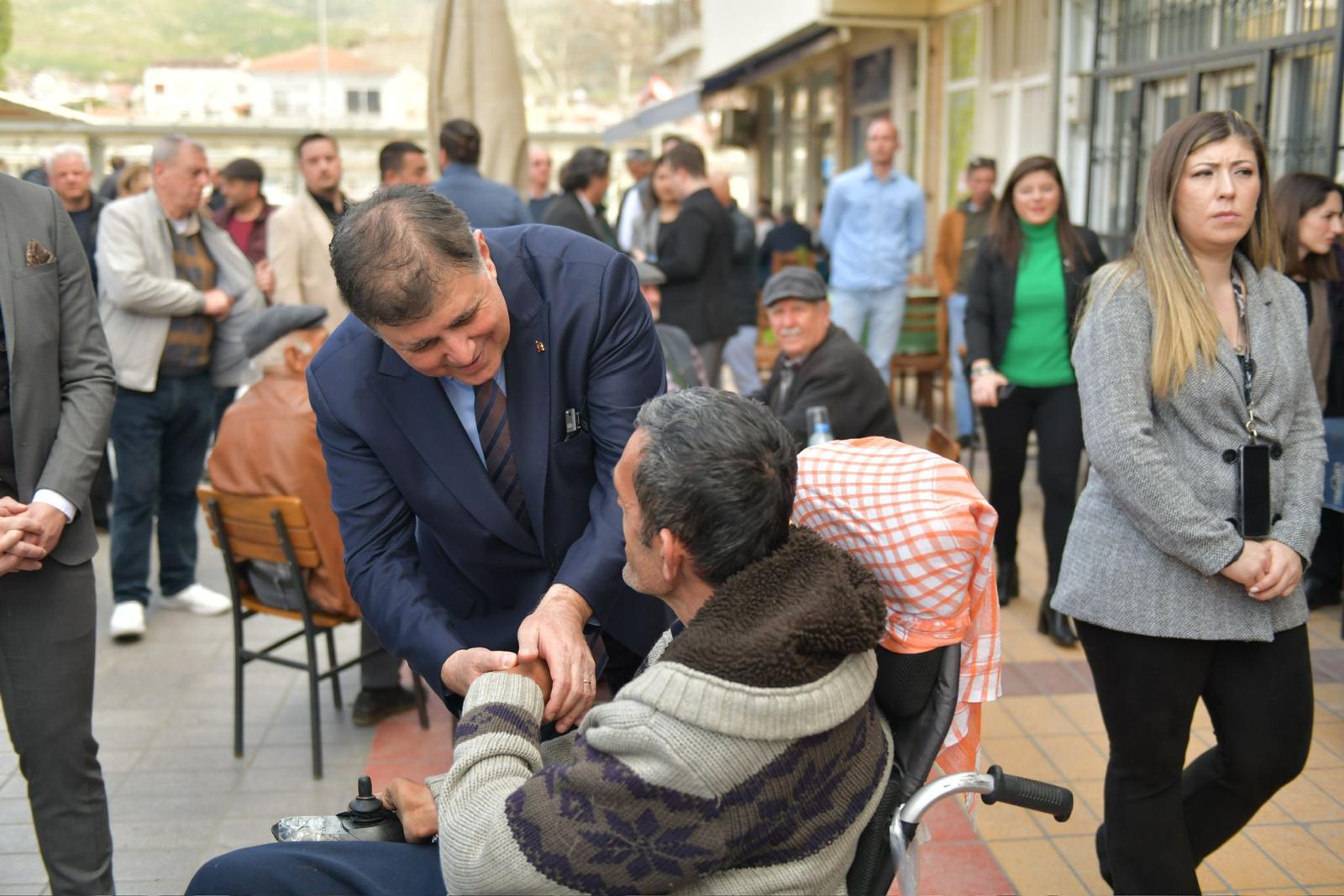 Başkan Adayı Tugay: O zaman belediyeleri kaldırın, doğrudan atama yapın ve geçin