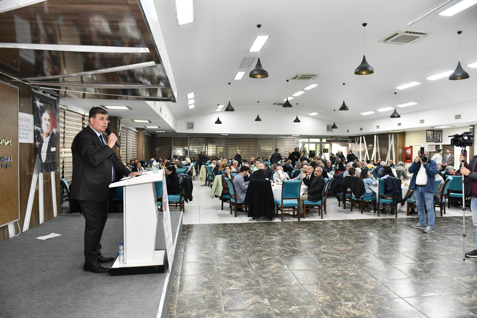 Başkan Tugay Tunceliler derneğinde konuştu "BANA GÜVENMENİZİ İSTİYORUM"