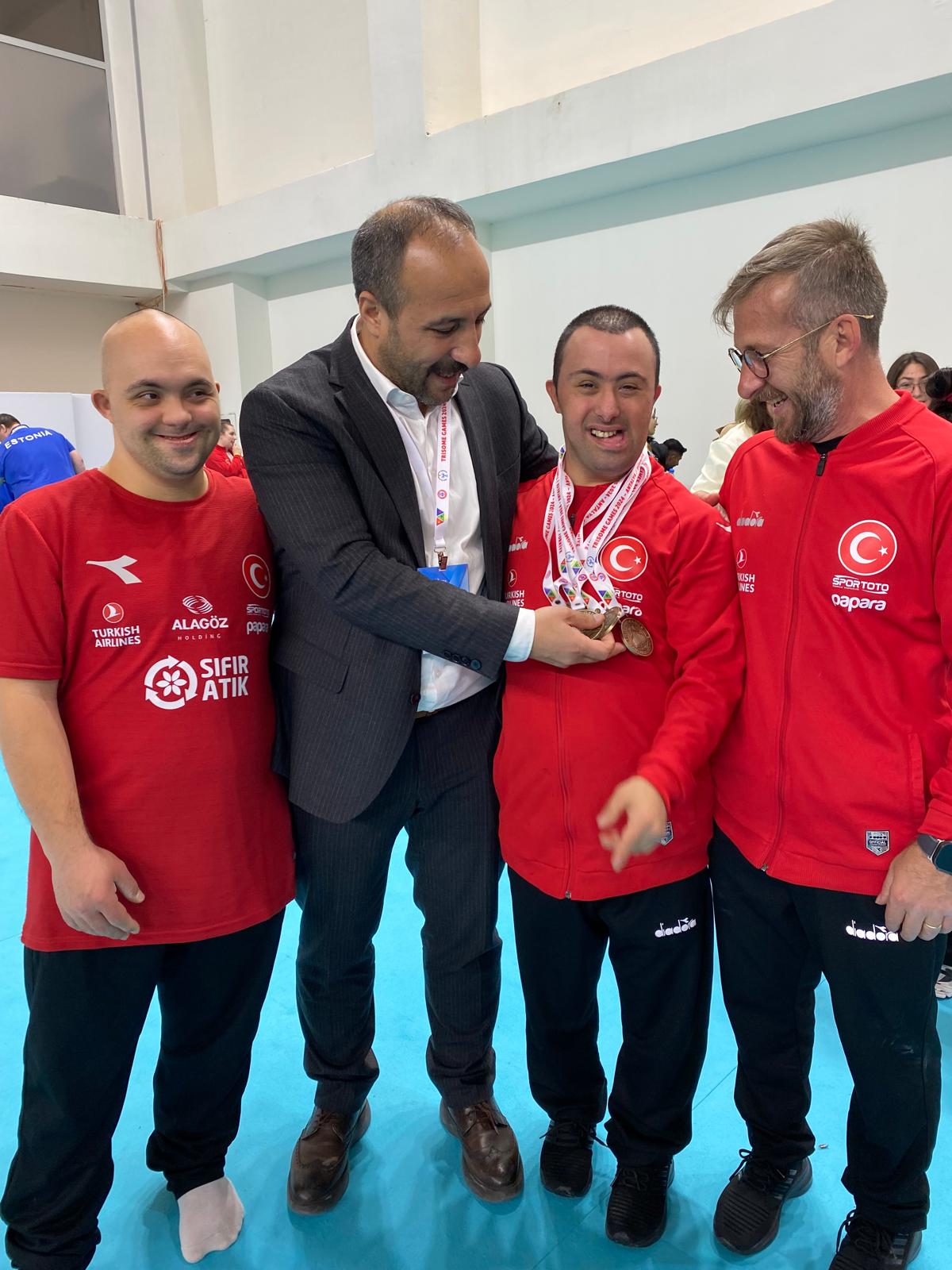 İzmir’in özel çocukları kente başarıyla döndü