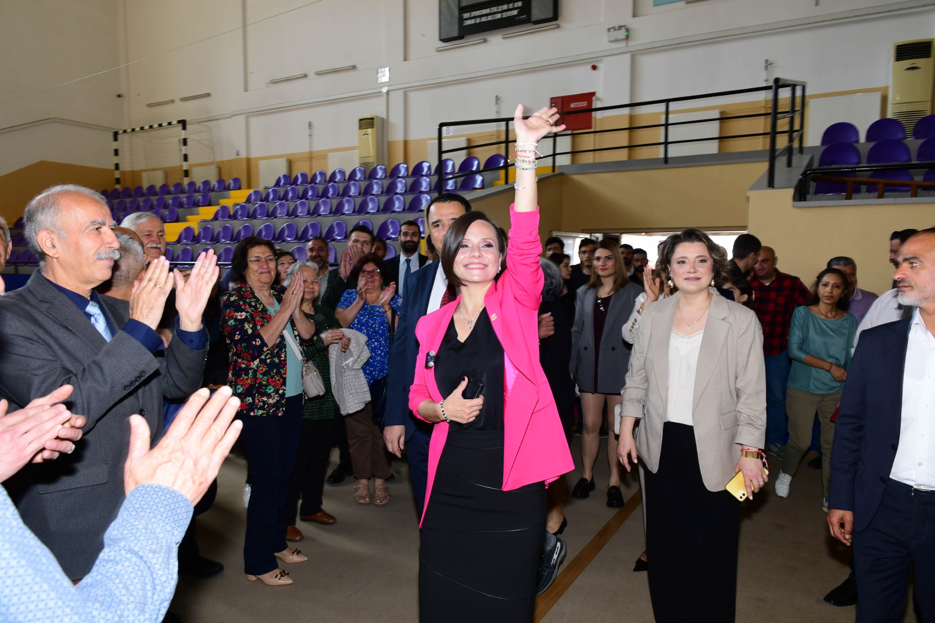 Karabağlar’da “Kınay” dönemi resmen başladı