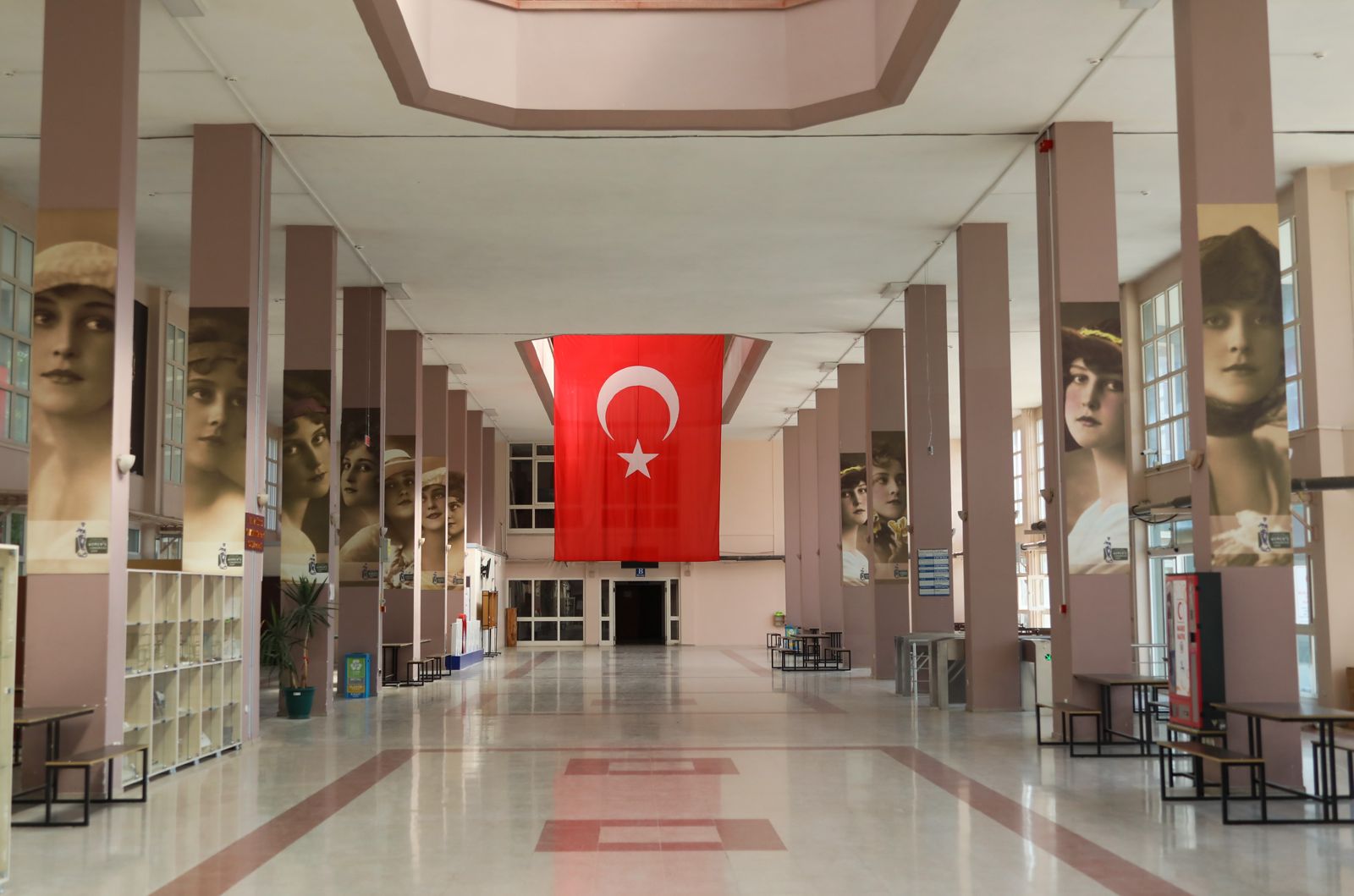 DEÜ FEN FAKÜLTESİ’NDE KALİTE ÇITASI YÜKSELDİ