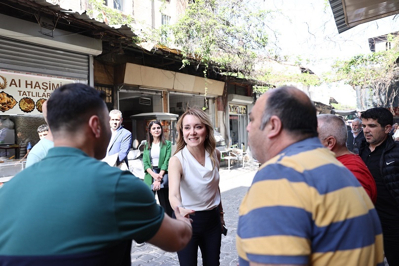 Başkan Mutlu bayram sonrası sokağın nabzını tuttu