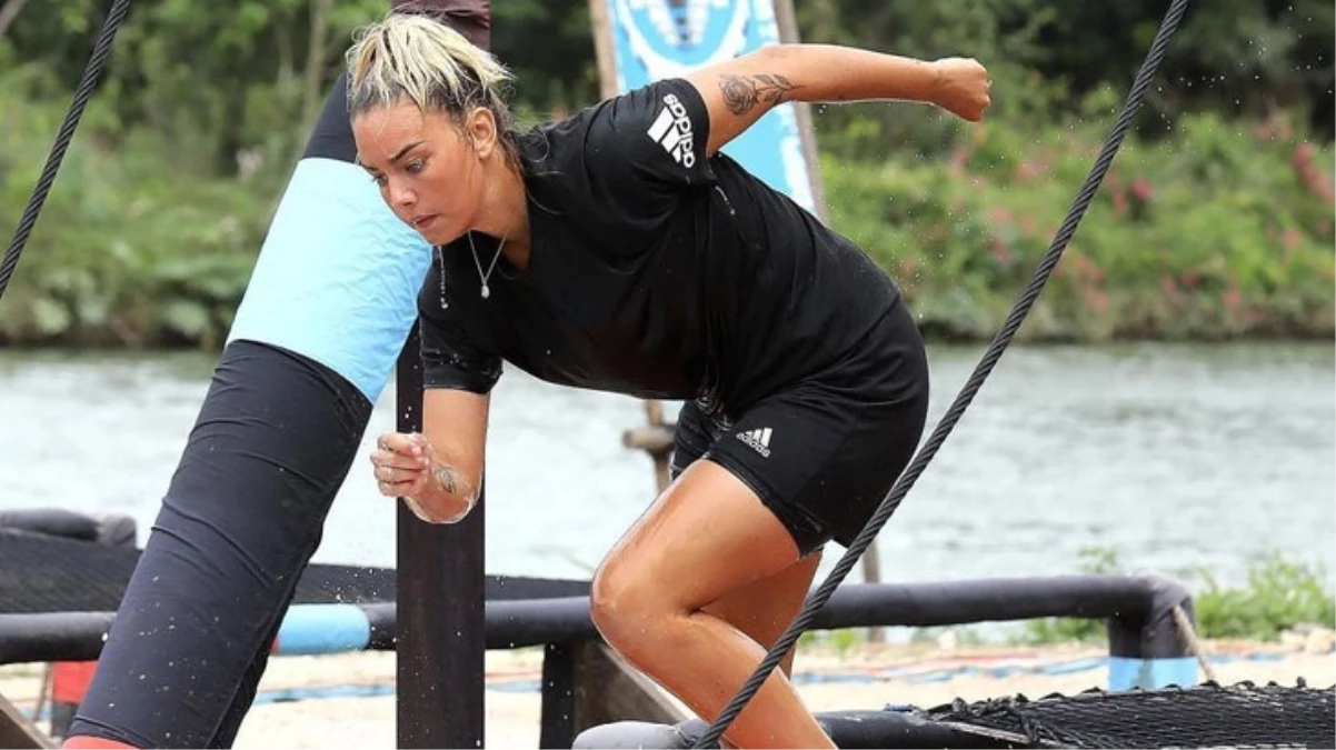 Sevgilisini başka bir kadınla yakalayan Aycan Yanaç, ortalığı birbirine kattı