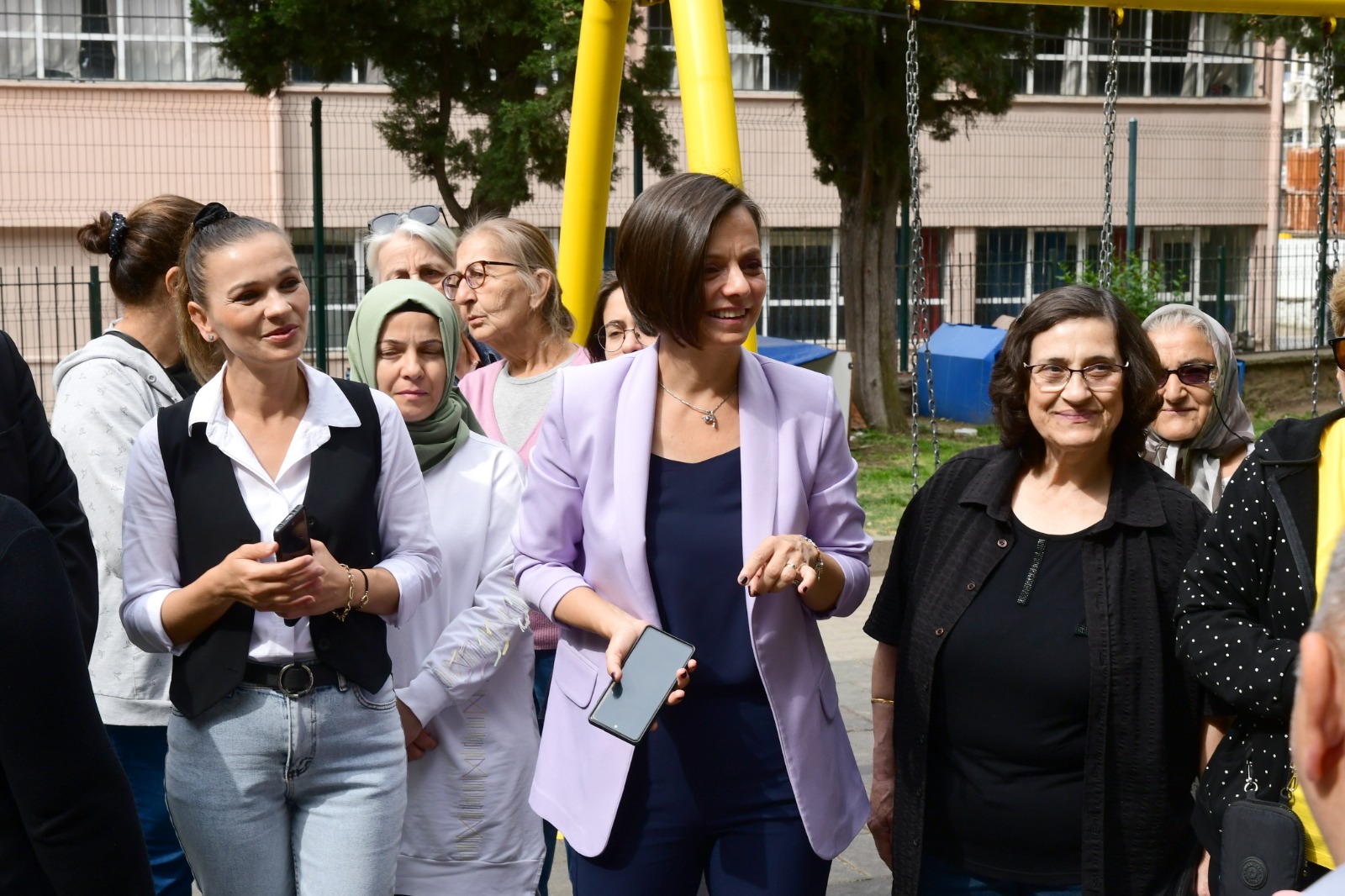 Başkan Kınay mahalle sorunlarını yerinde inceledi