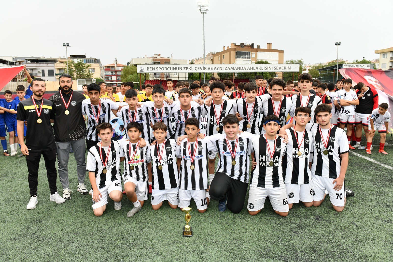 Çiğli’de “19 Mayıs Futbol Turnuvası” Heyecanı Sona Erdi
