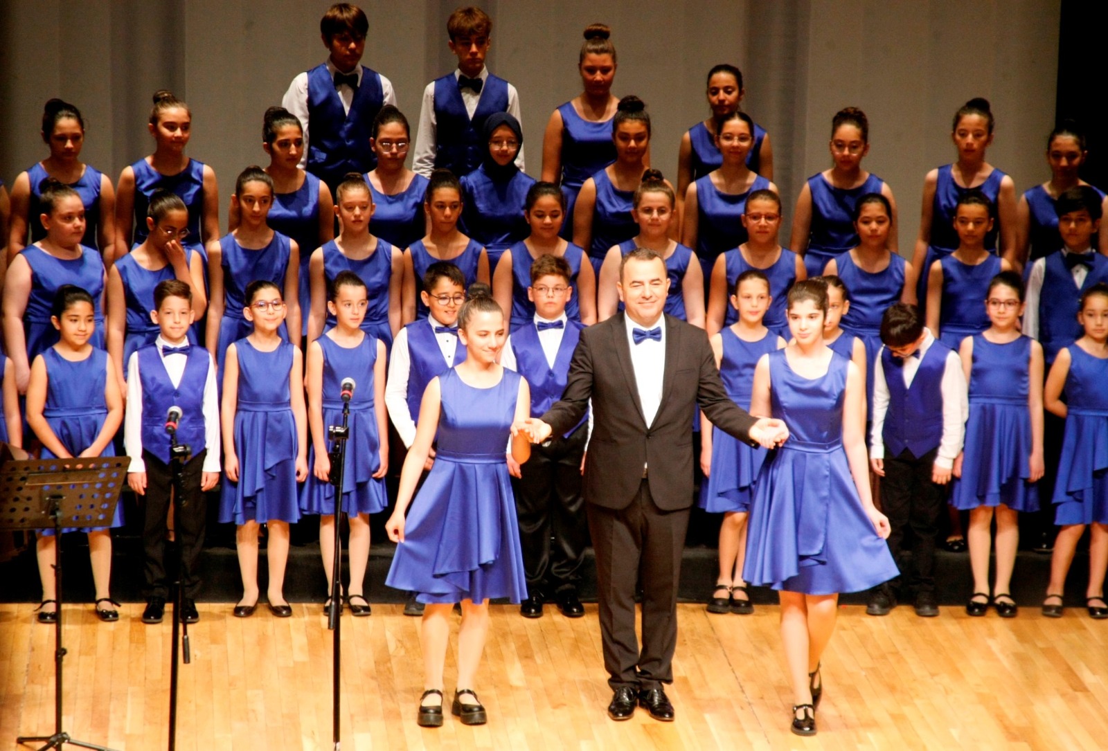 154 koro, 6 bin korist izmir’de buluştu