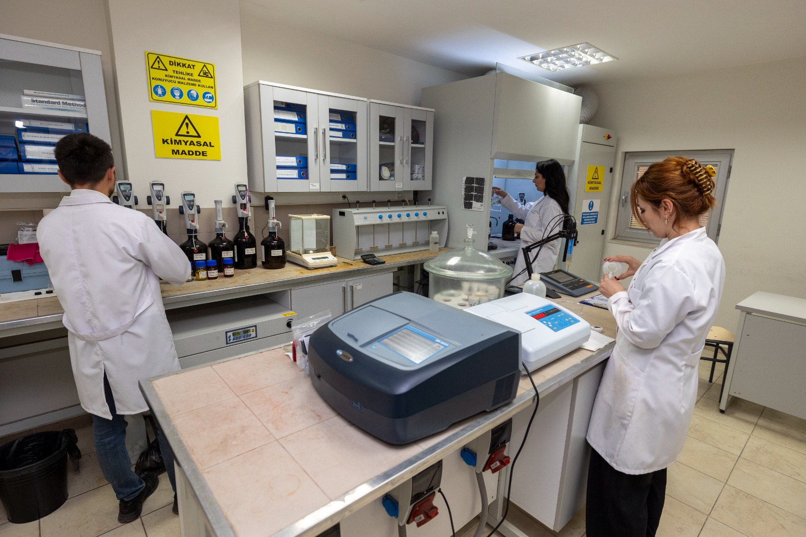 67 içme suyu arıtma tesisi tam kapasiteyle çalışıyor: İzmir’de musluklardan içilebilir su akıyor