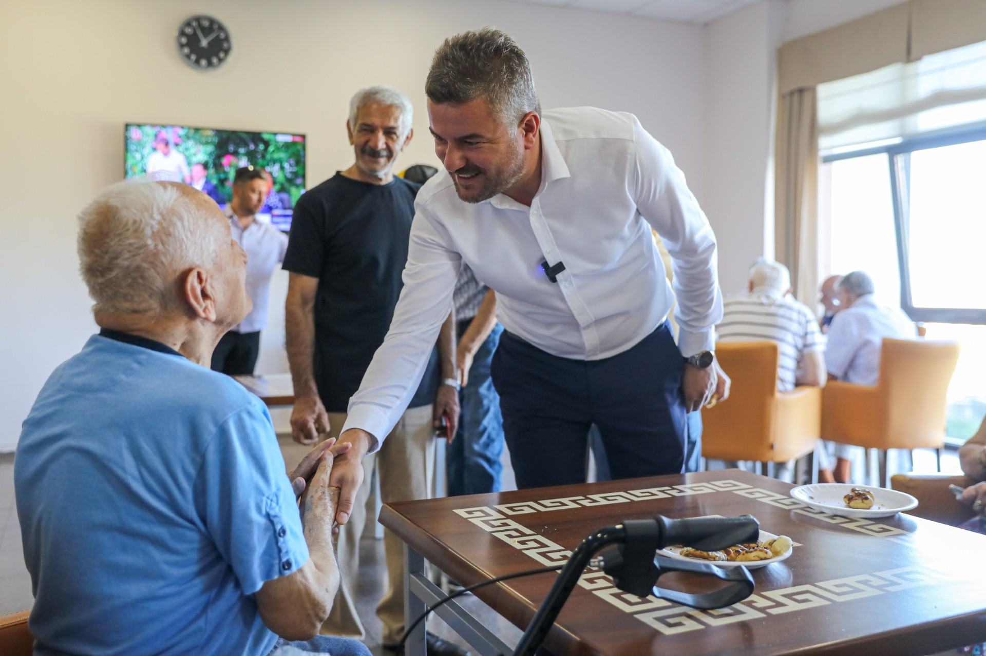 Başkan Duman'dan huzurevine bayram ziyaret