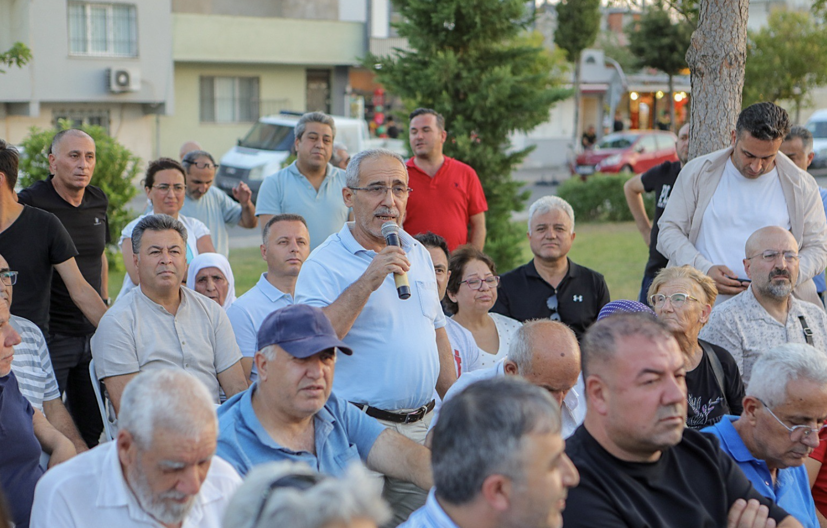 Bayraklı’da kentsel dönüşüm ofisleri açıldı