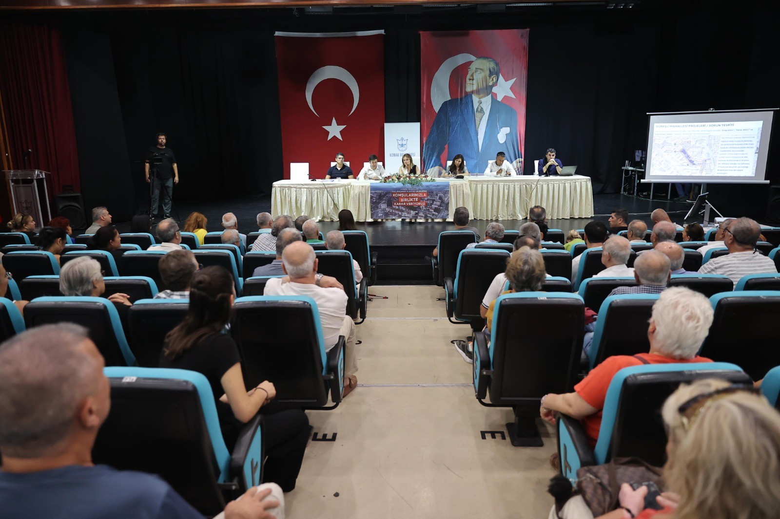 Konak’ta, Eski Jandarma Alanı’nın geleceğini halk belirliyor