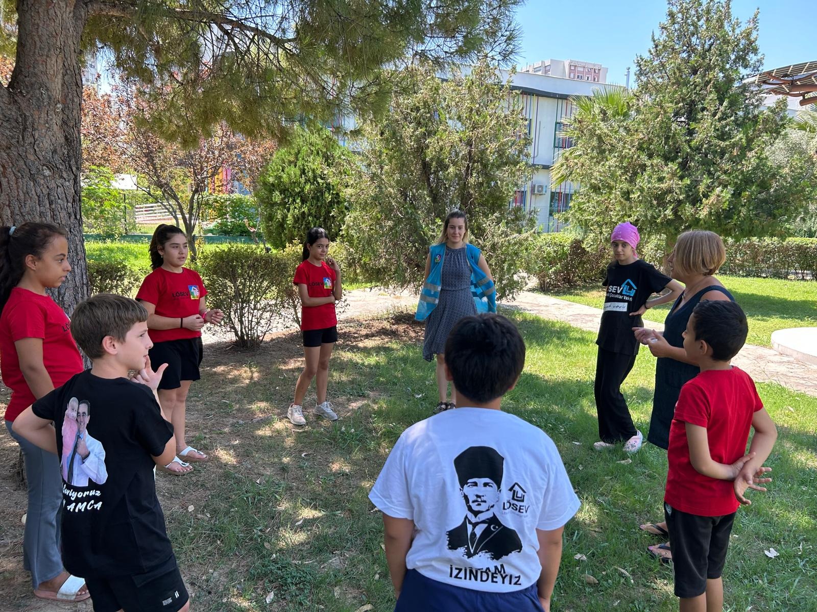 Karşıyaka Belediyesi'nden LÖSEV çocuklarına çevreci etkinlik