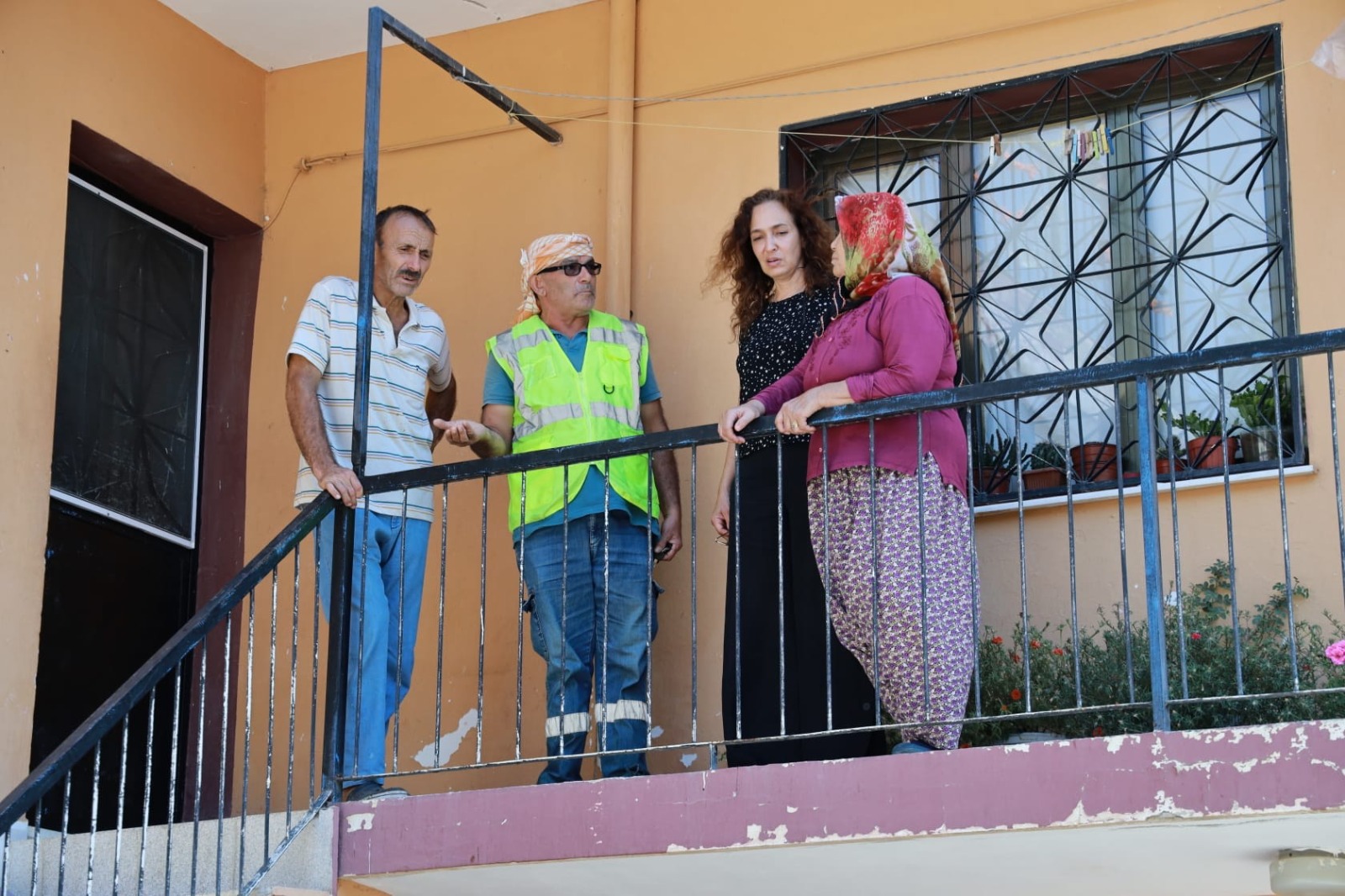 Başkan Ünsal: “Yaraları birlikte saracağız”