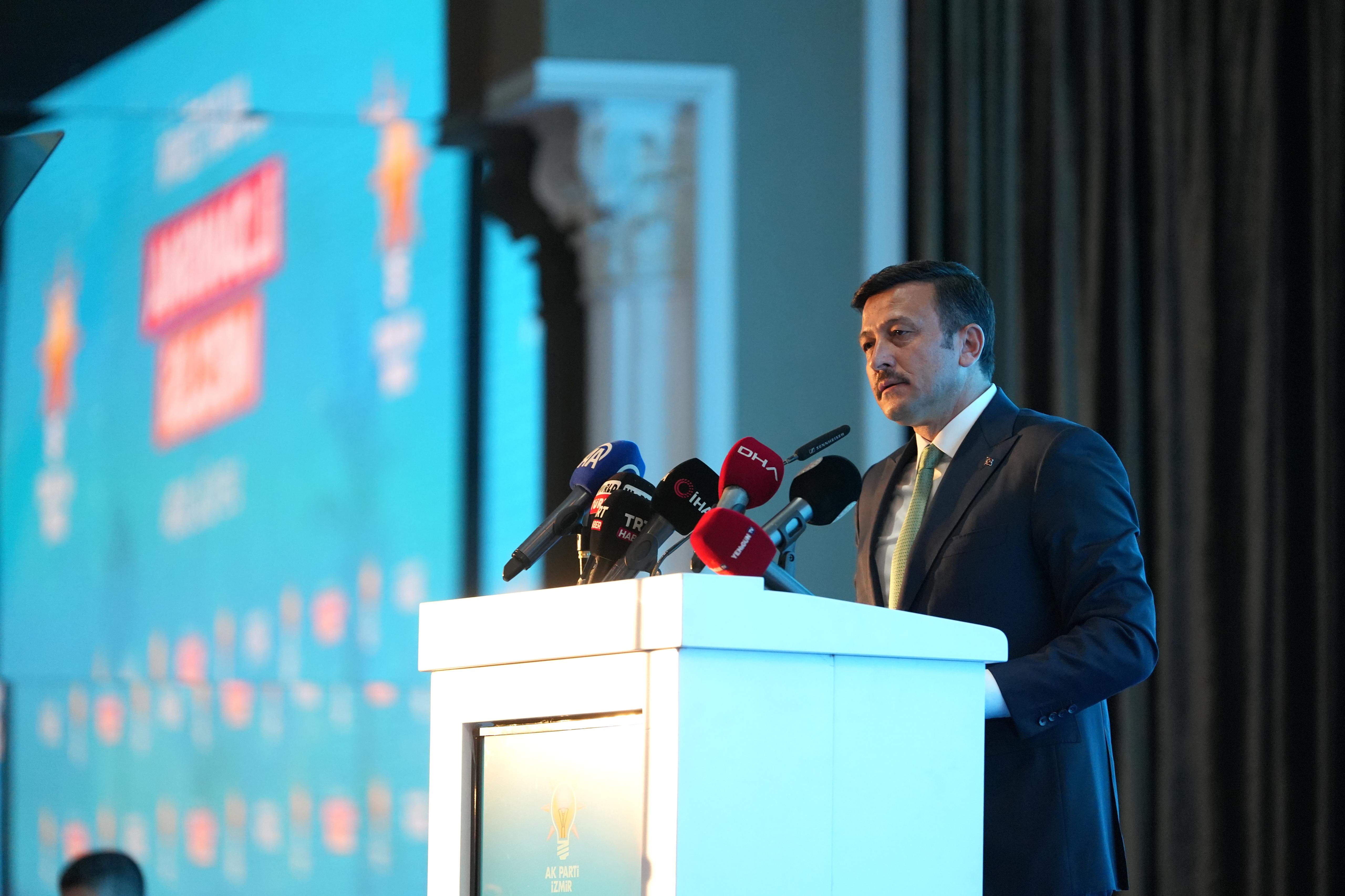 AK Parti Teşkilatı İzmir İl Danışma Meclisi Toplantısı'nda Buluştu